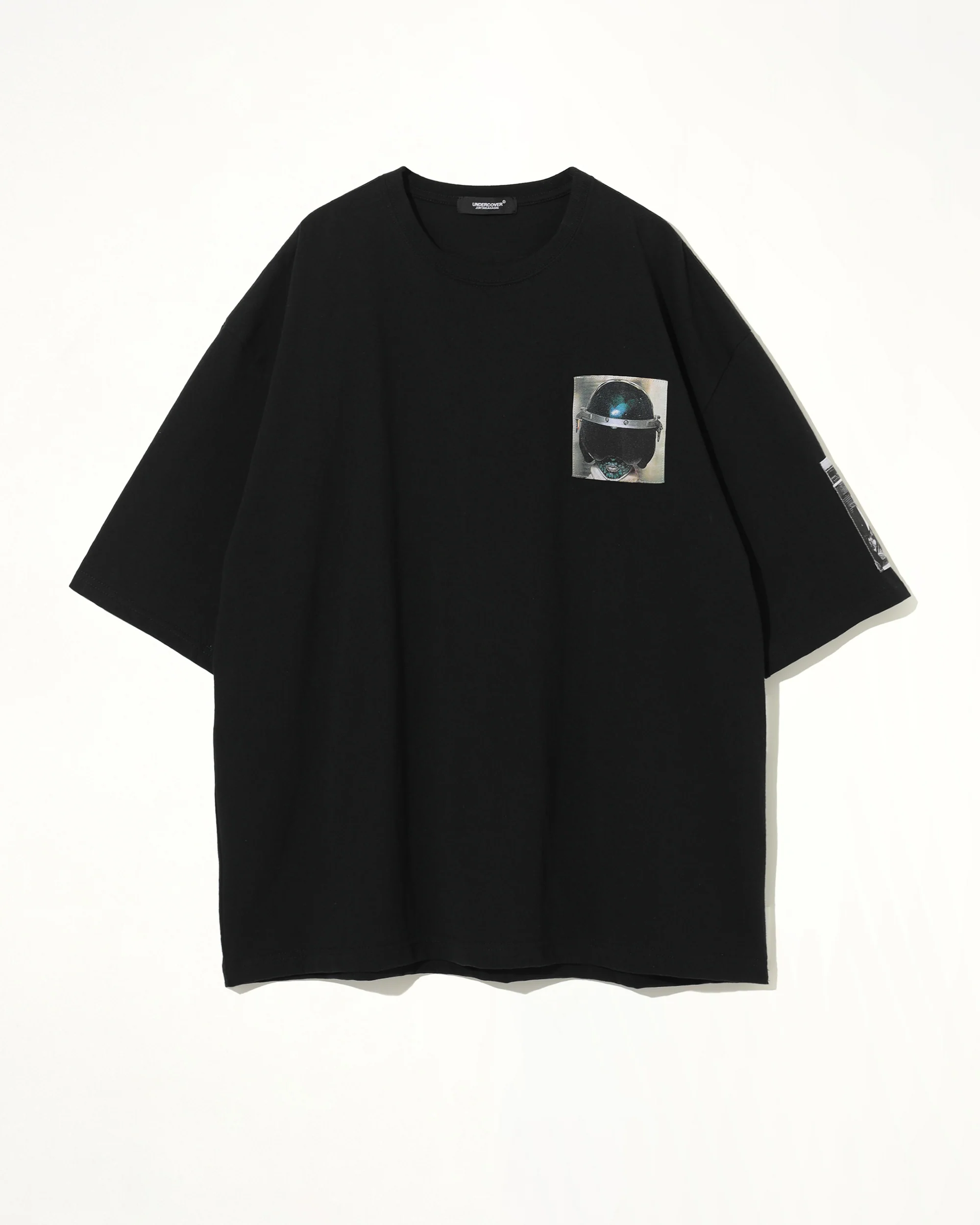Heldon T-Shirt in Black - Image 2