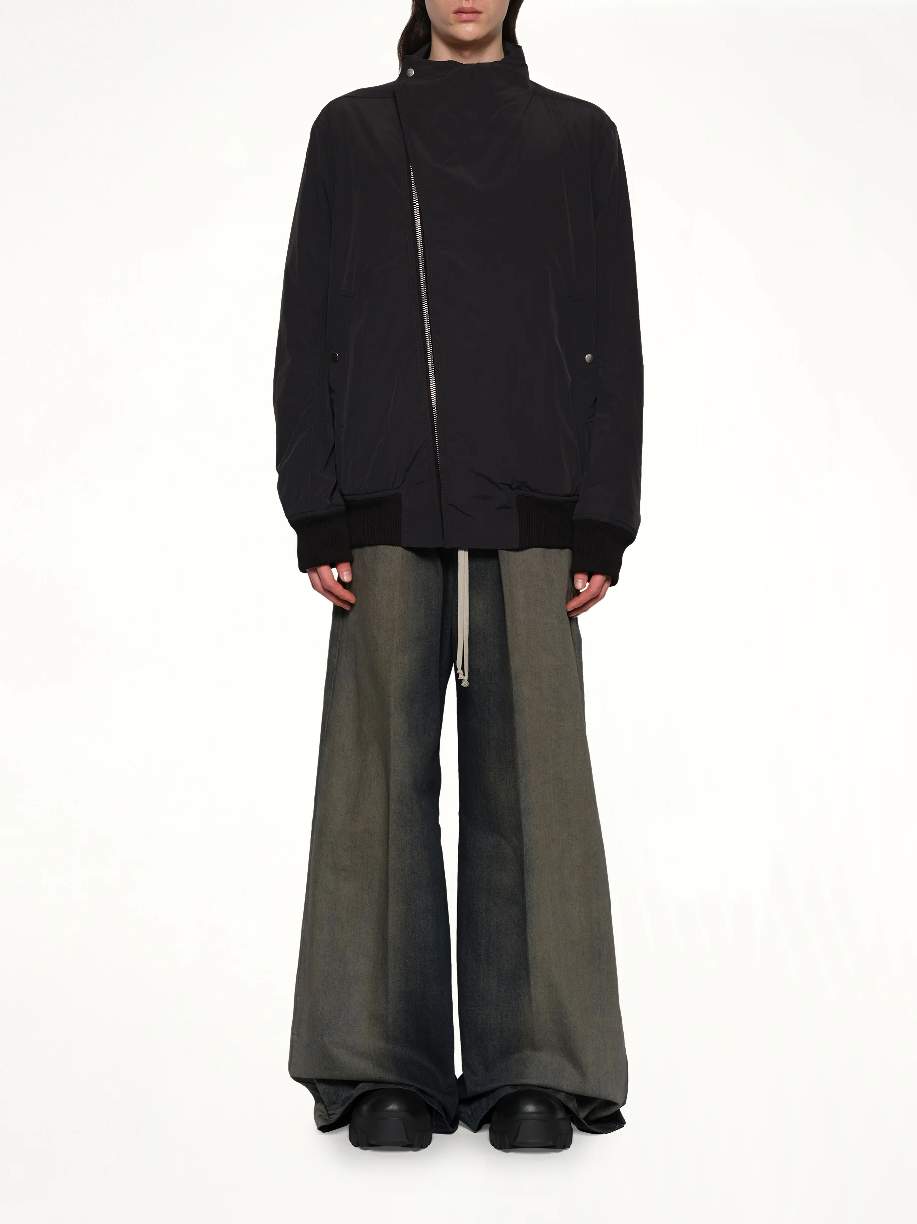 Hollywood Flight Jacket in Black - Image 7