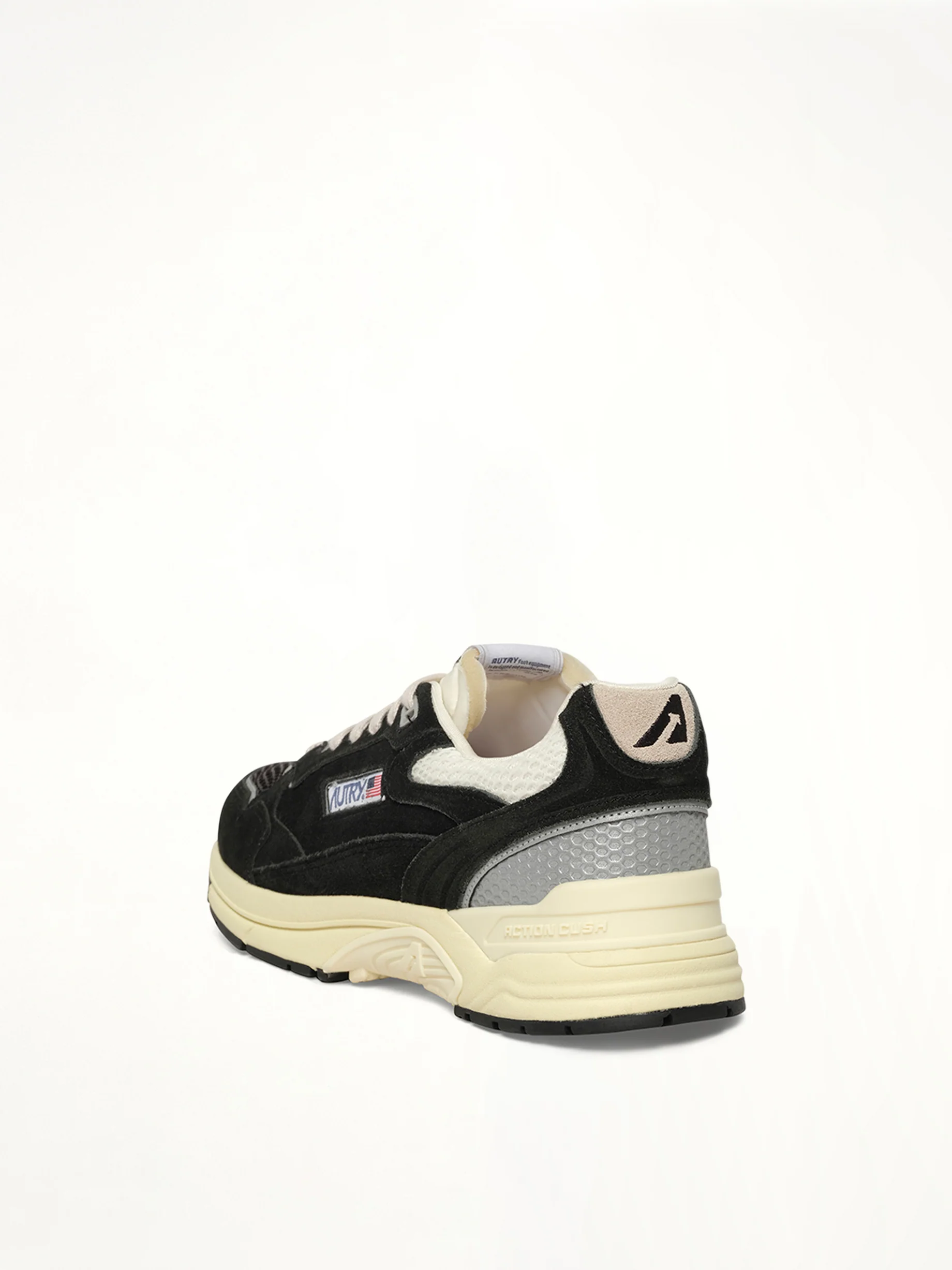 Hyperway Low Sneaker in Black/Silver - Image 3