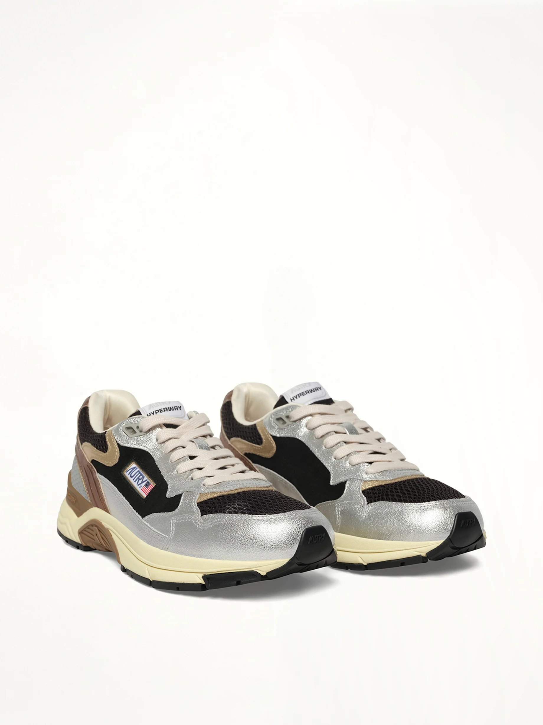 Hyperway Low Sneaker in Silver/Black - Image 2