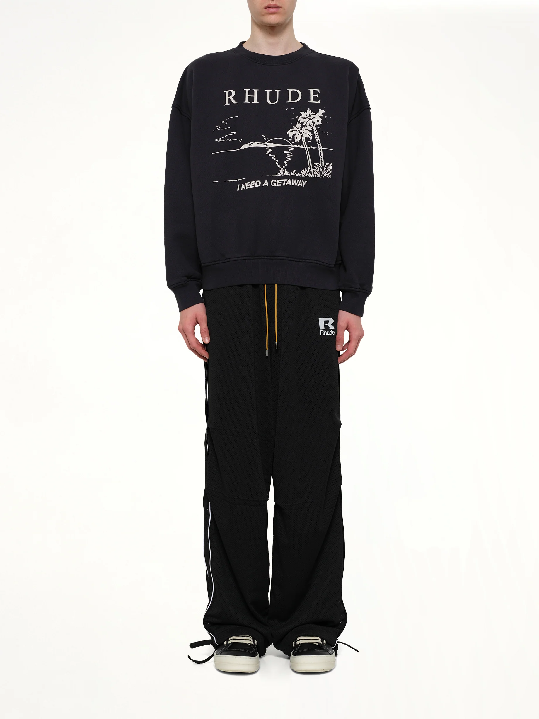 I Need A Getaway Sweatshirt in Vintage Black - Image 7
