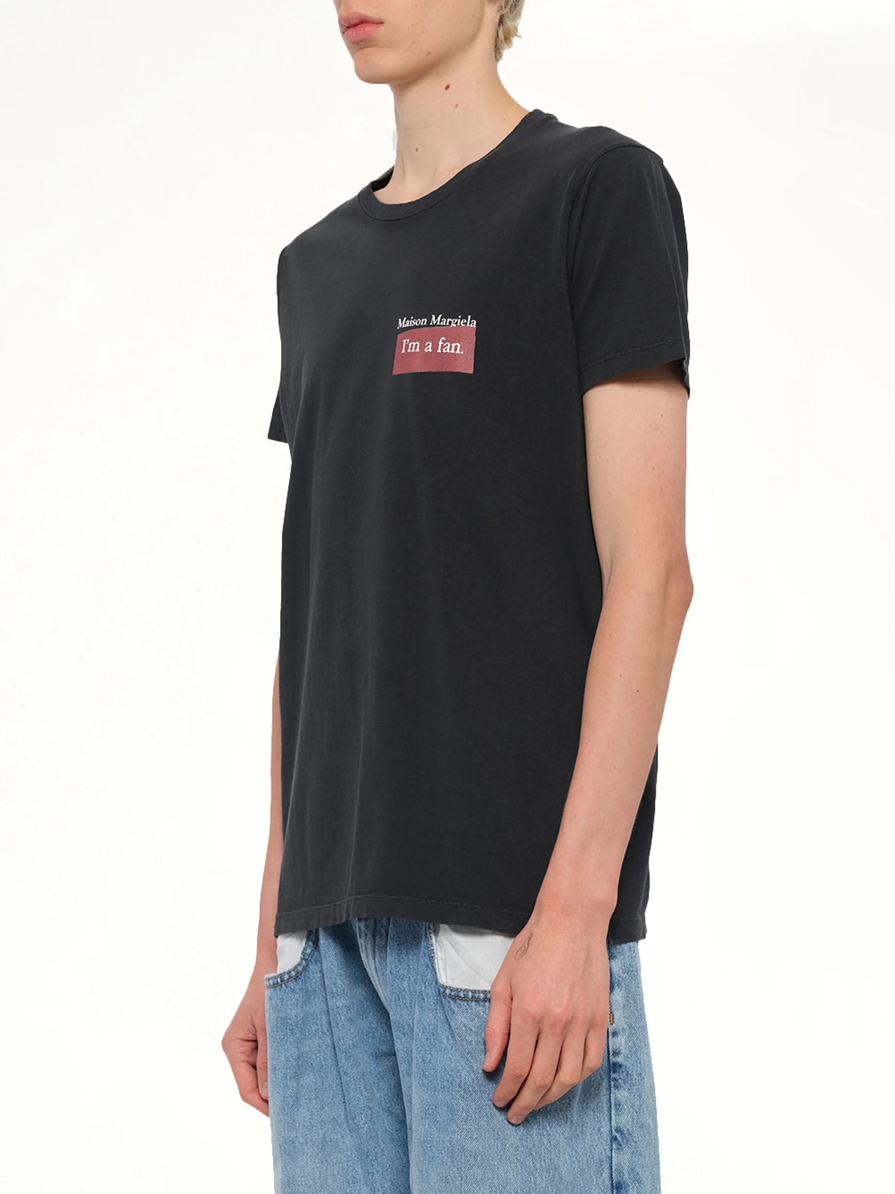 "I'm a Fan" T-Shirt in Charcoal - Image 3