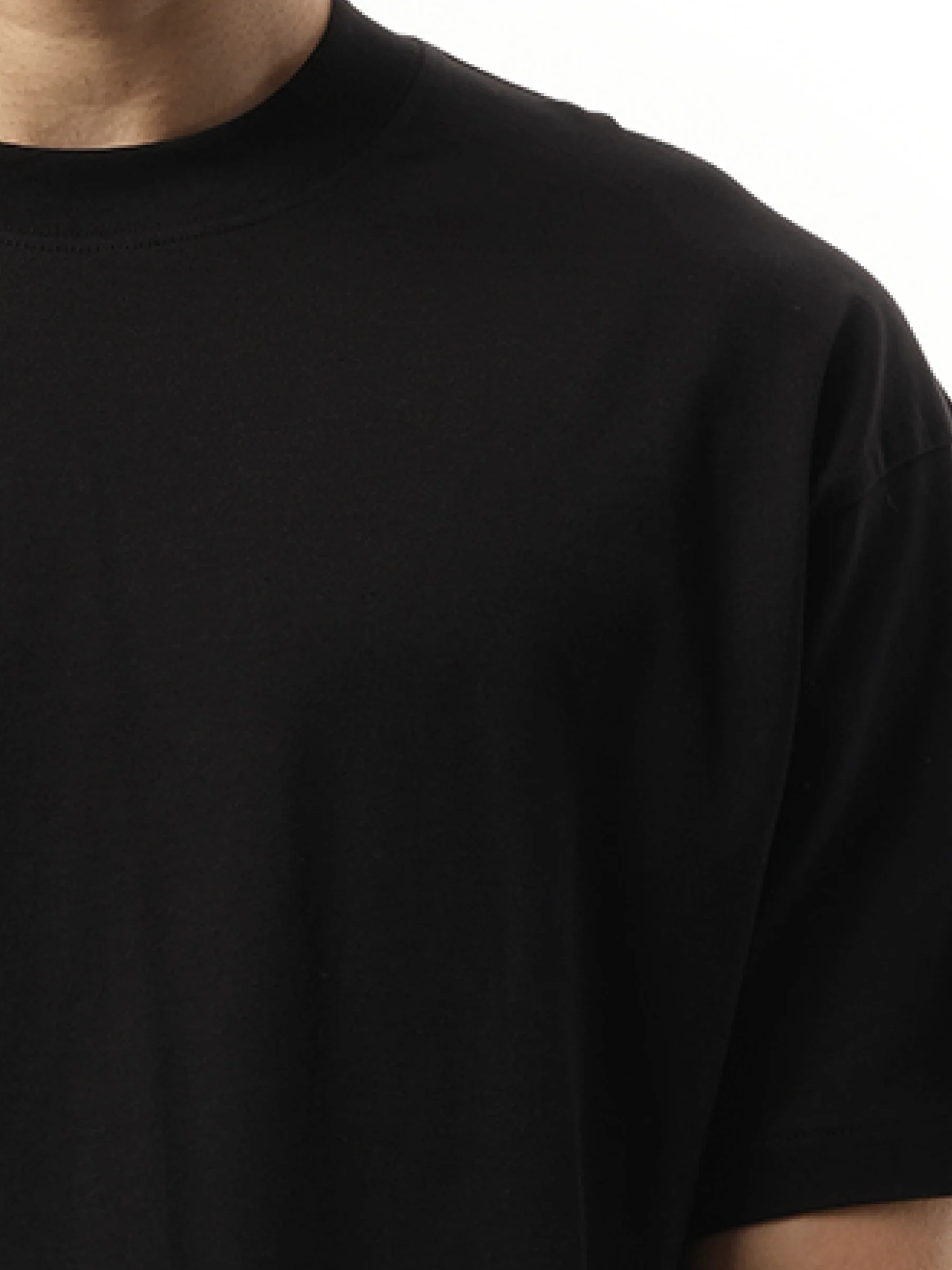 Initial Oversized T-Shirt in Black - Image 3