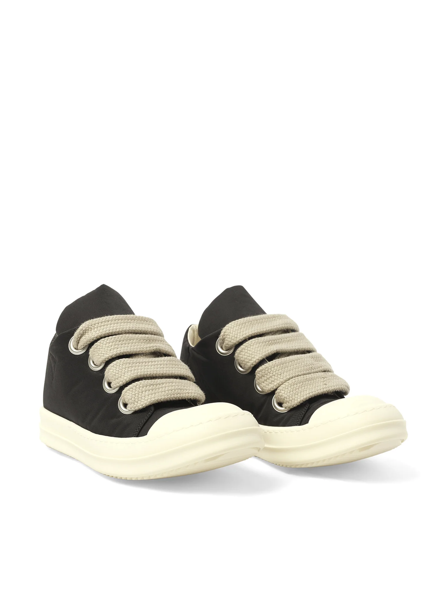 Jumbo Lace Puffer Low Sneaks in Black/Milk - Image 2