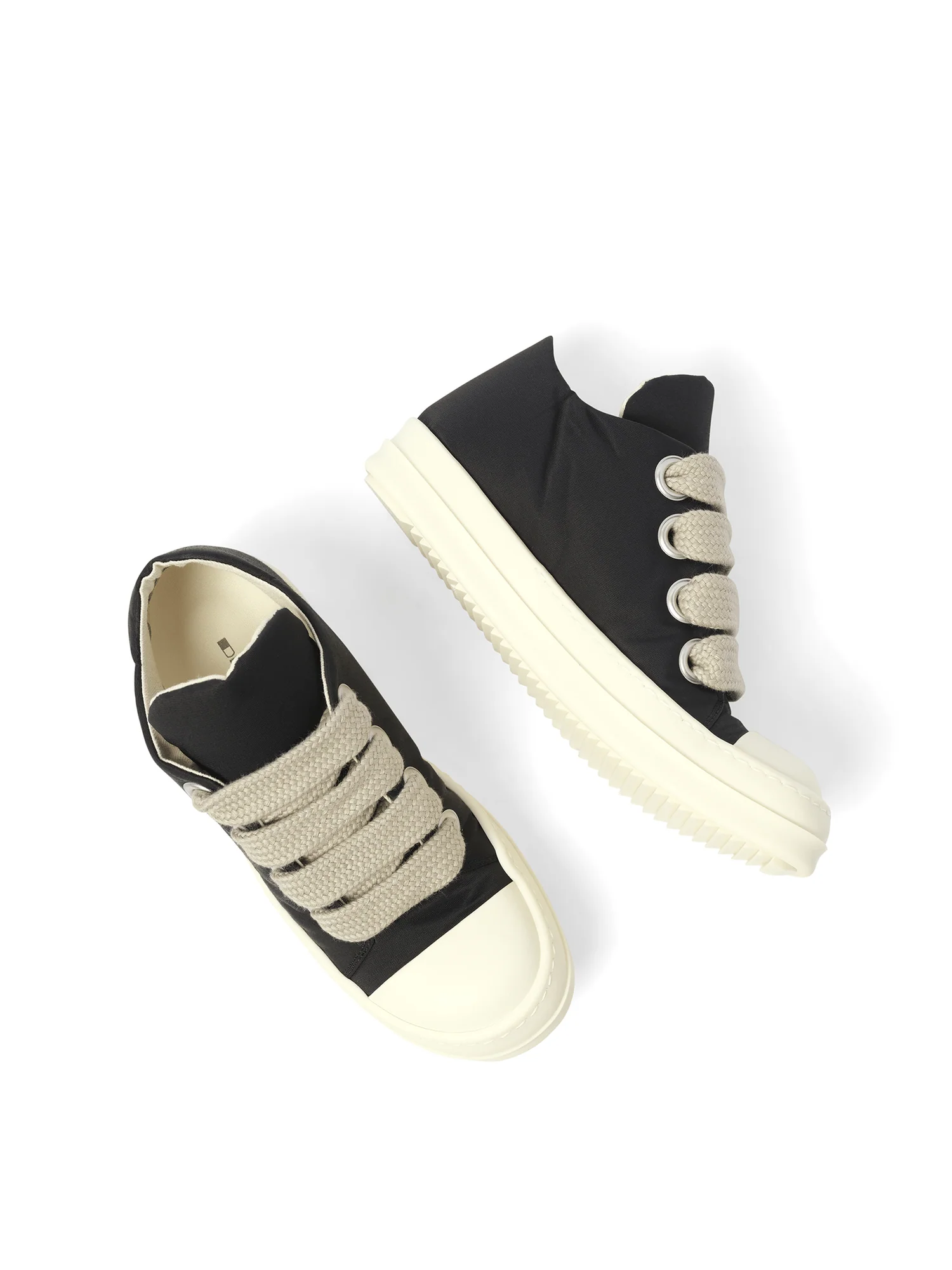 Jumbo Lace Puffer Low Sneaks in Black/Milk - Image 4
