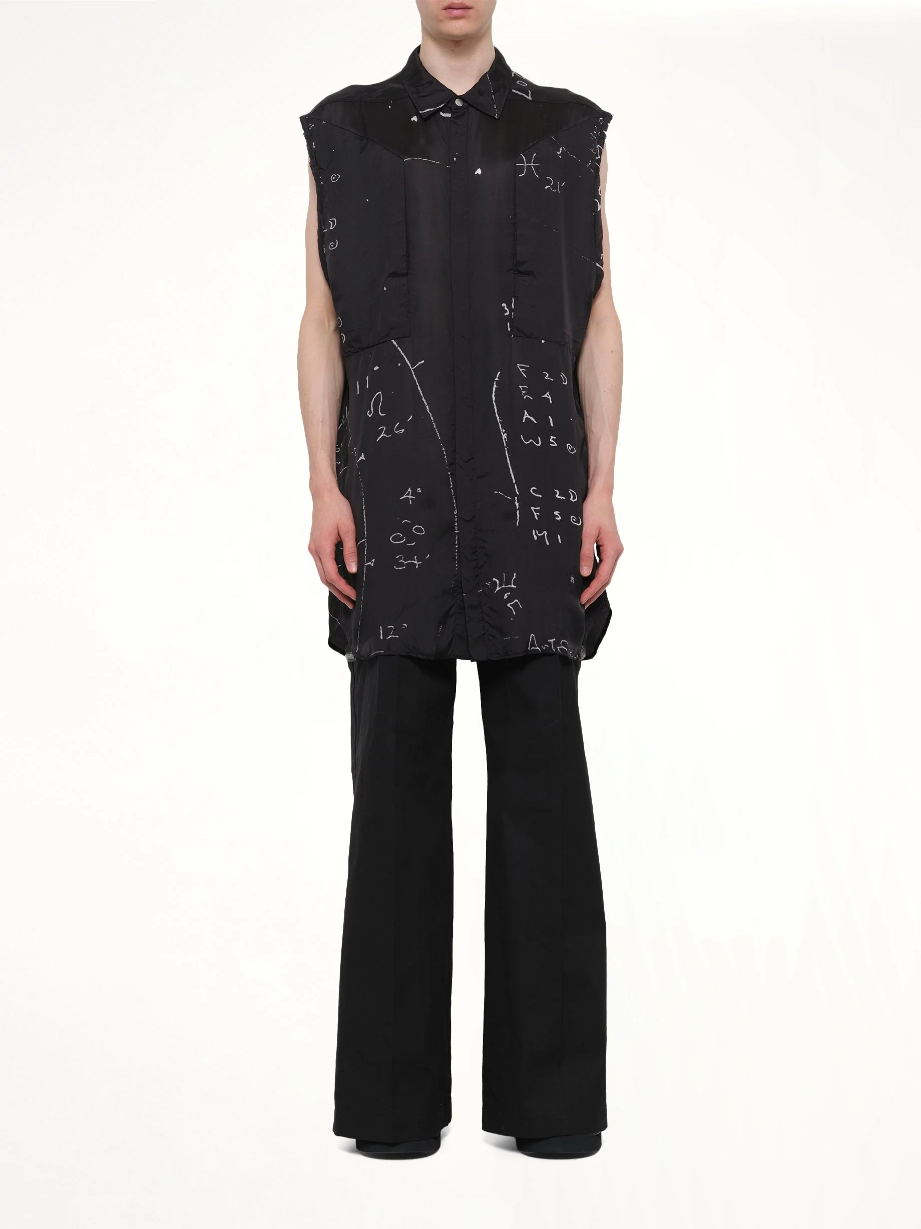 Jumbo SL Outershirt in Black - Image 7