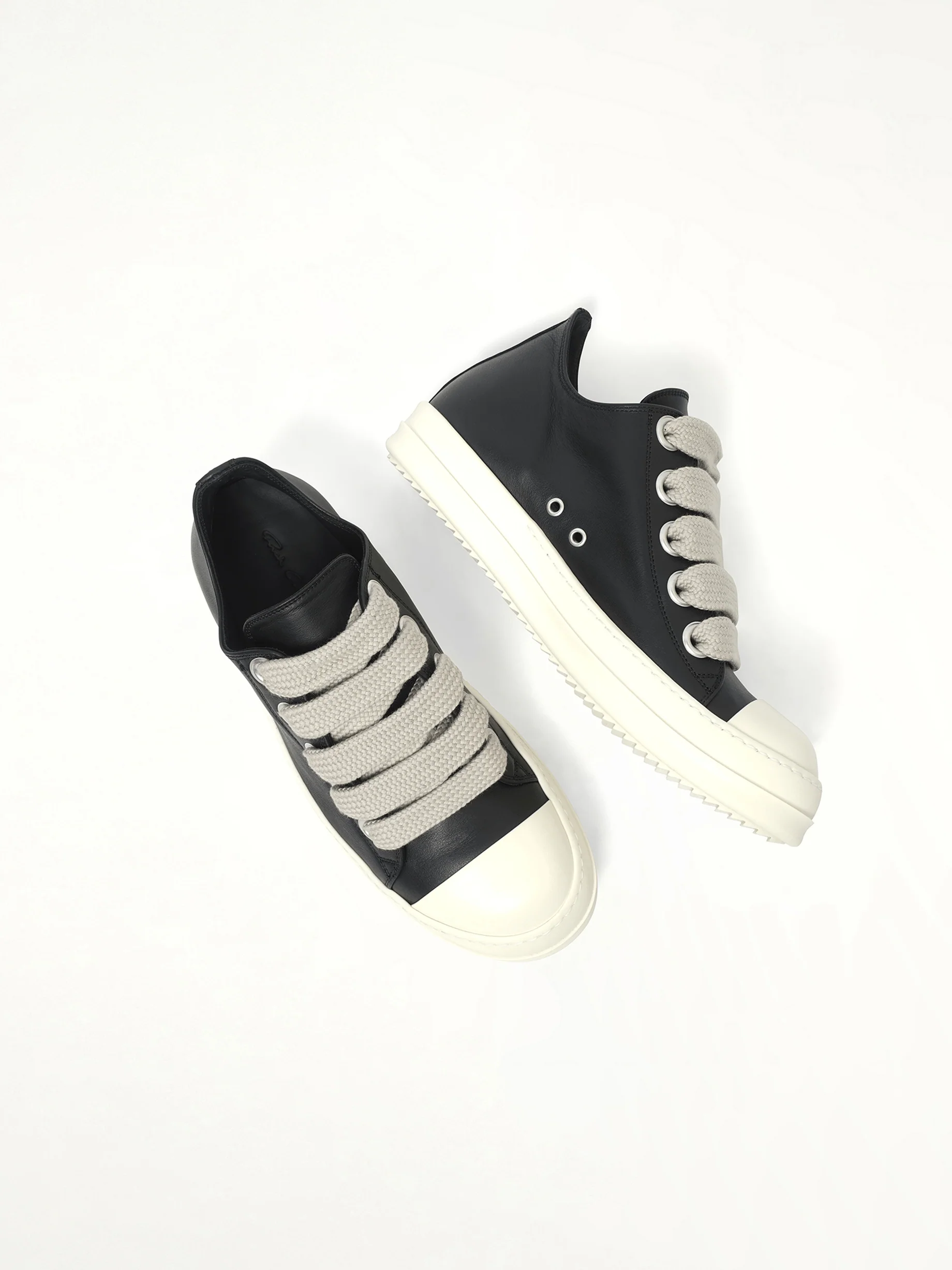 Jumbolace Low Sneaks in Black/Milk/Milk - Image 4