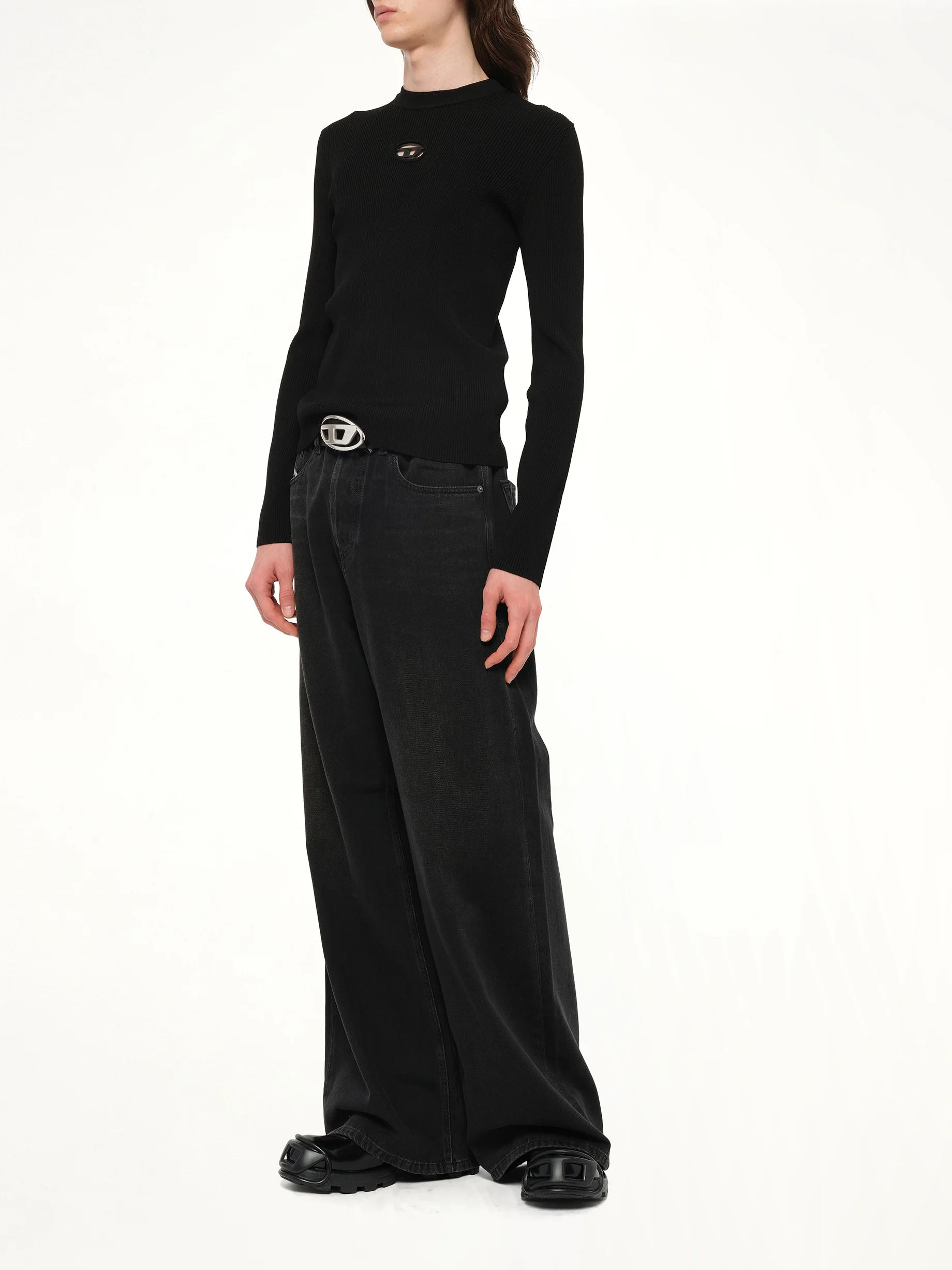 K-Zackary-Round Sweater In Black - Image 4