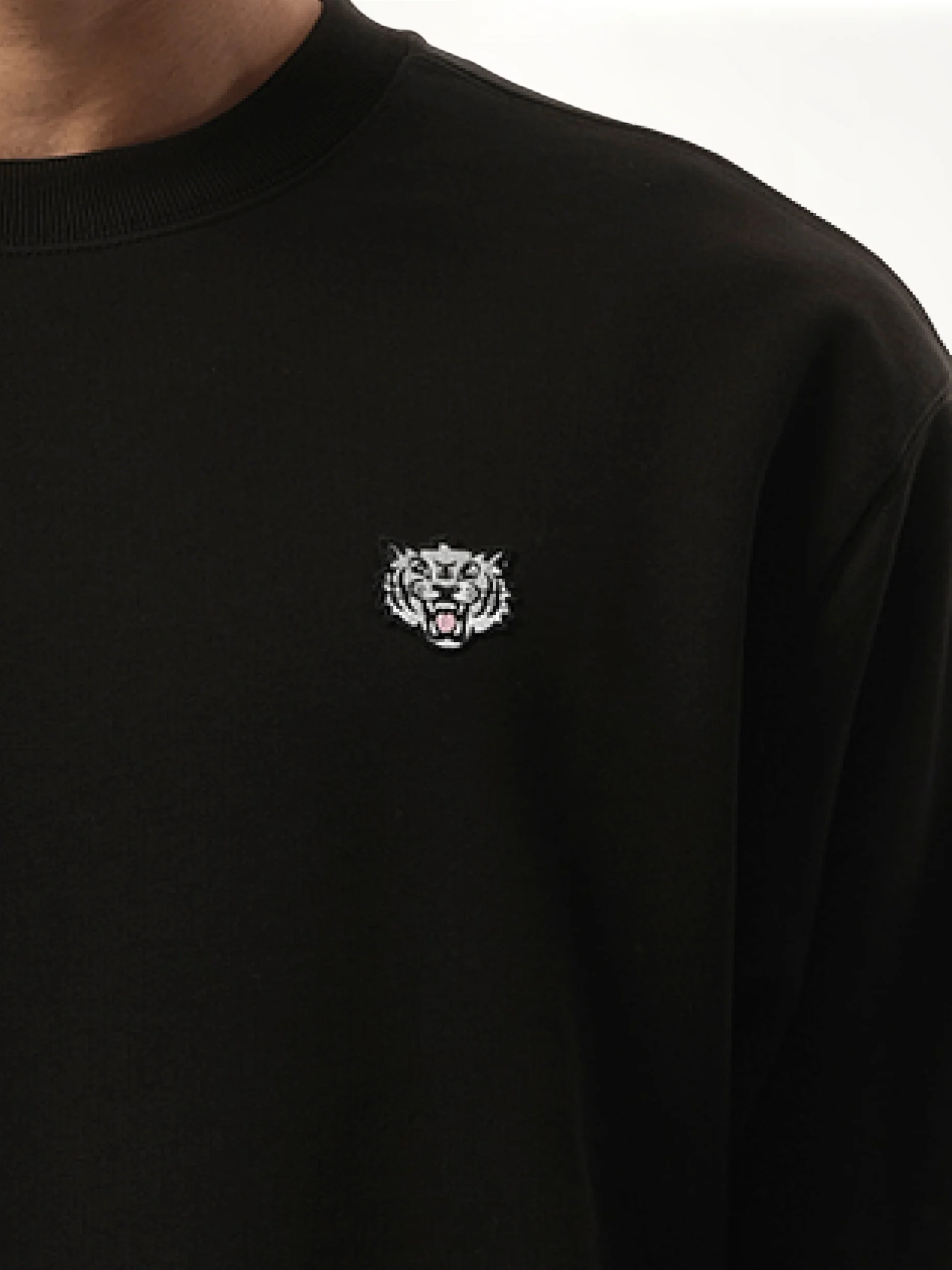 Kenzo Happy Tiger Embroidered Classic Sweatshirt in Black - Image 3