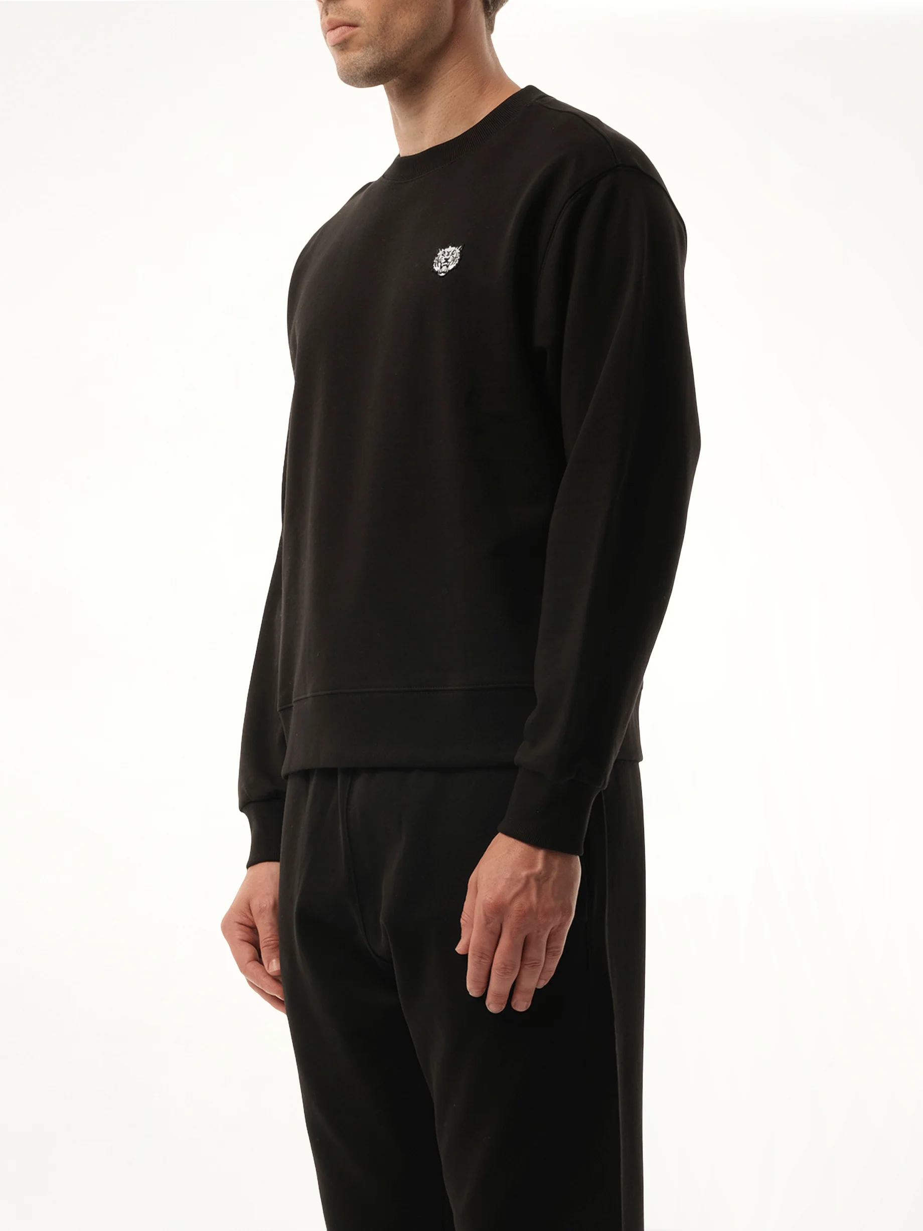 Kenzo Happy Tiger Embroidered Classic Sweatshirt in Black - Image 5