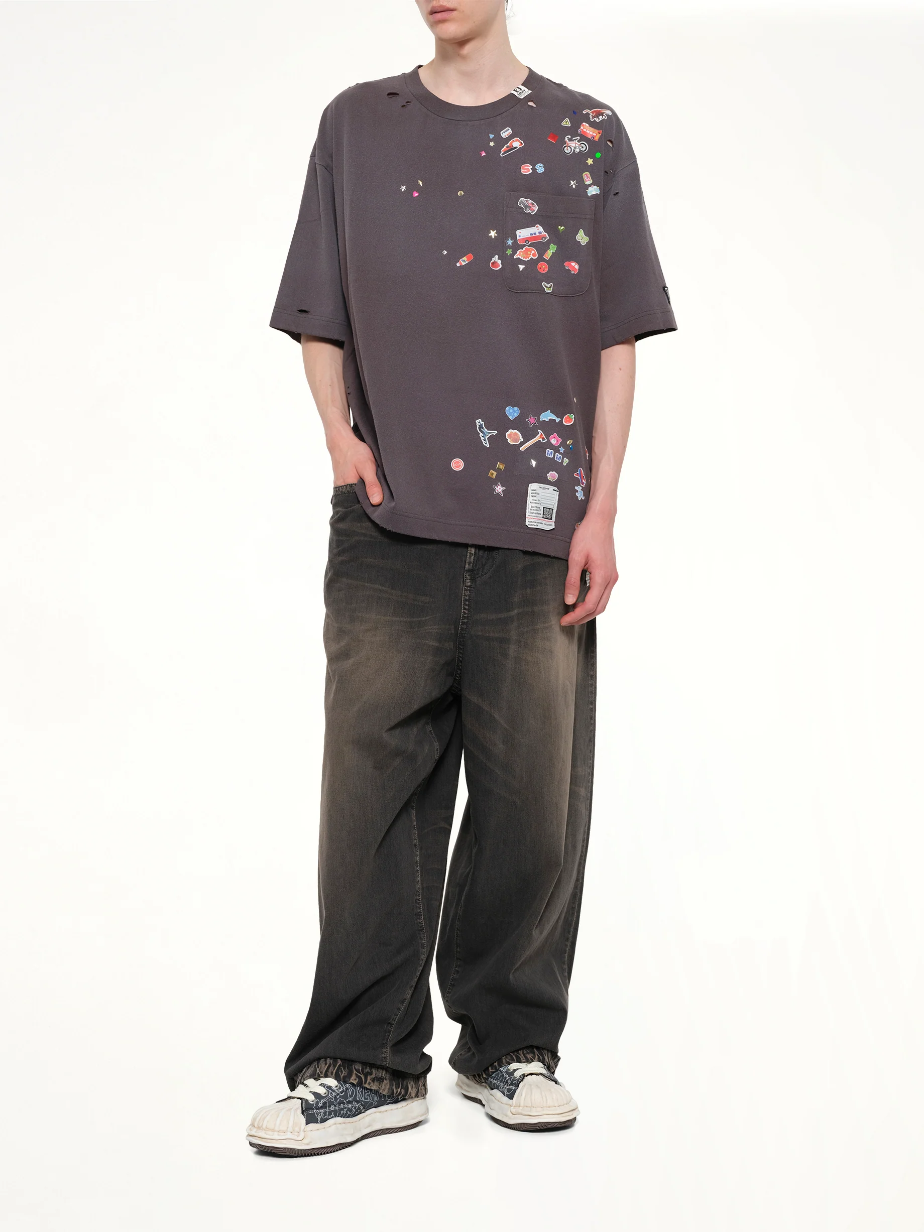 Kids Sticker T-Shirt in Black - Image 4