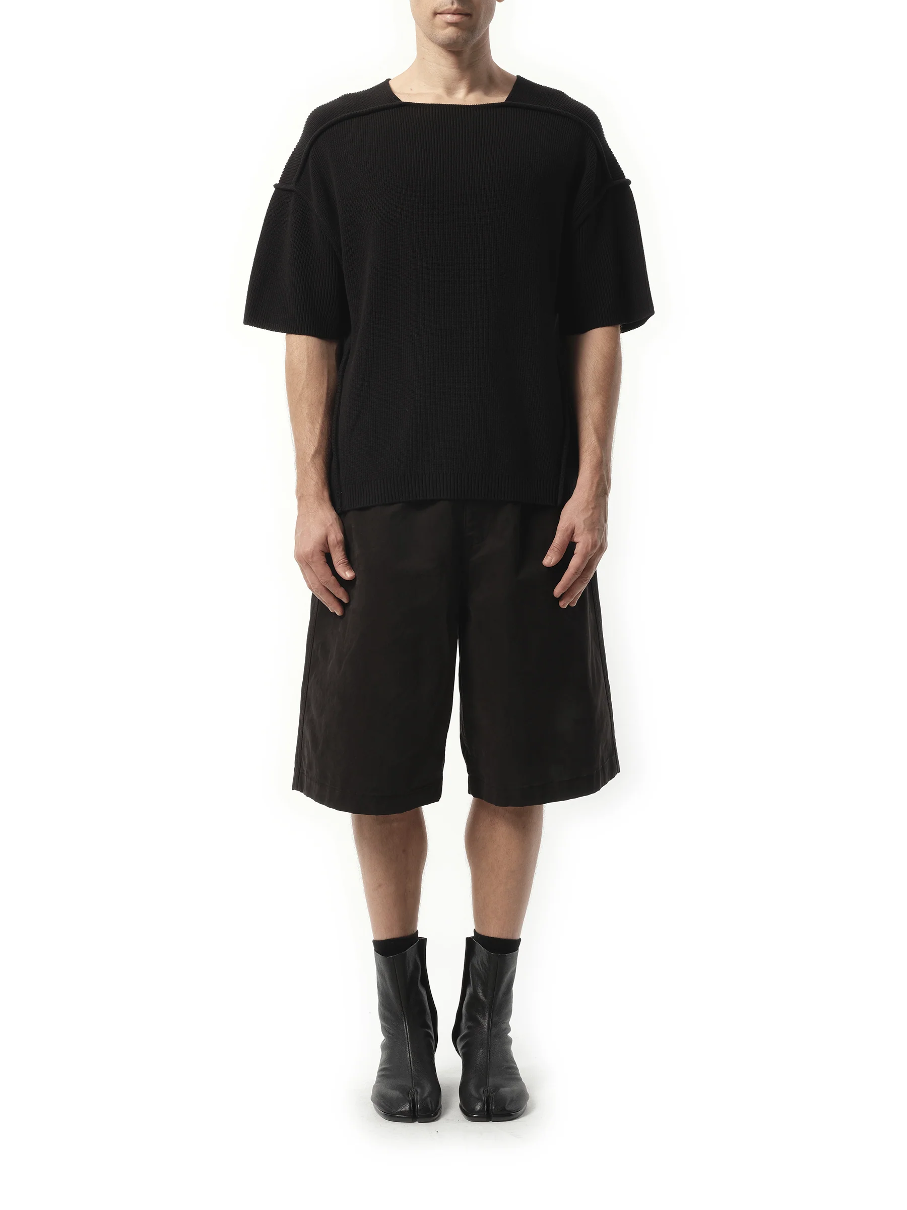Knit Block T-Shirt in Black - Image 4
