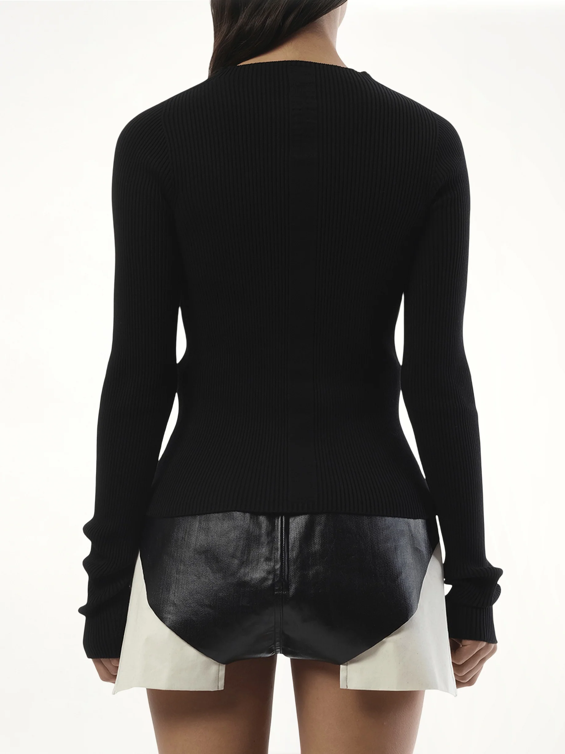 Knit Pull in Black - Image 6