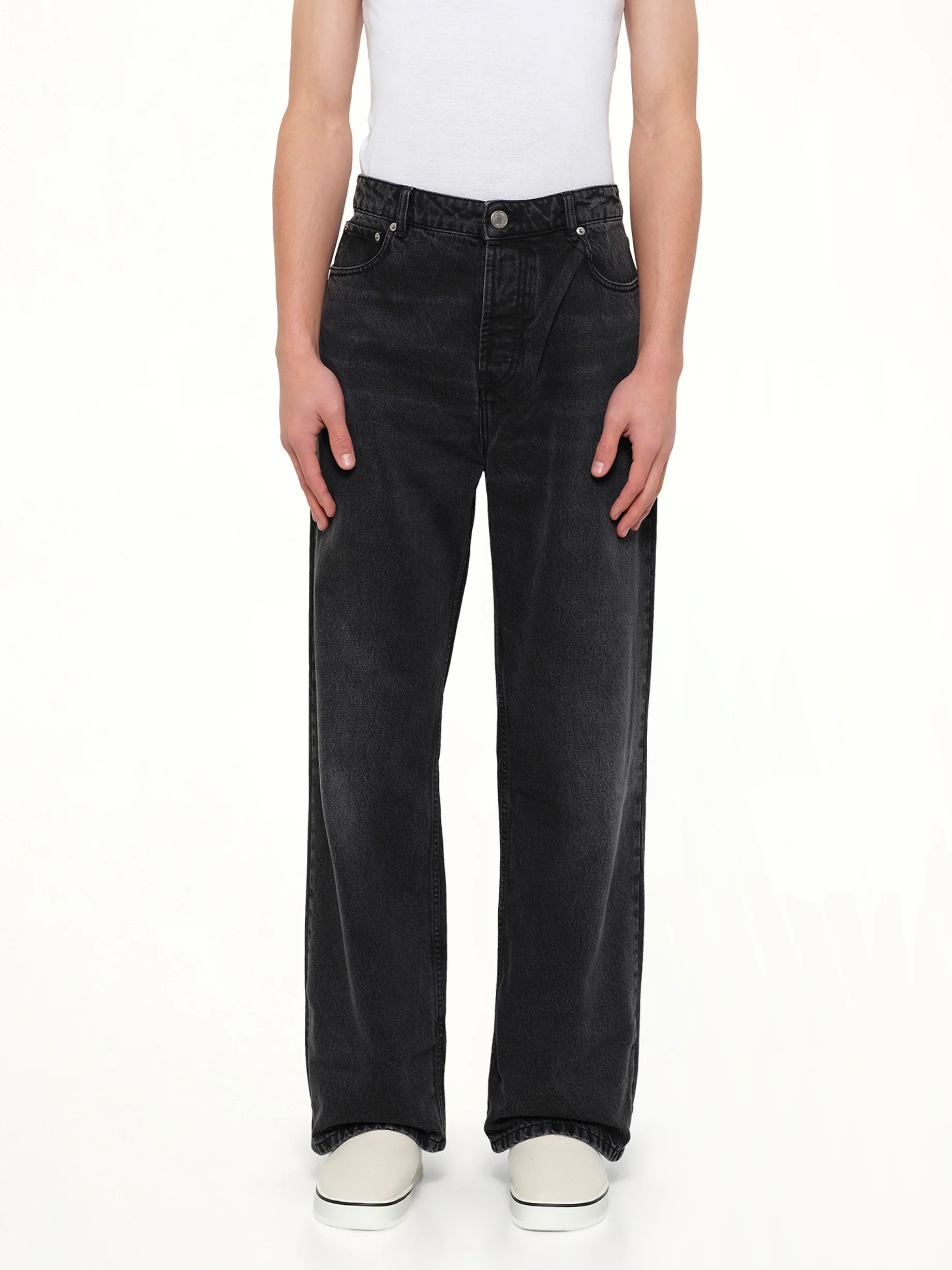 Large Fit Jeans in Black