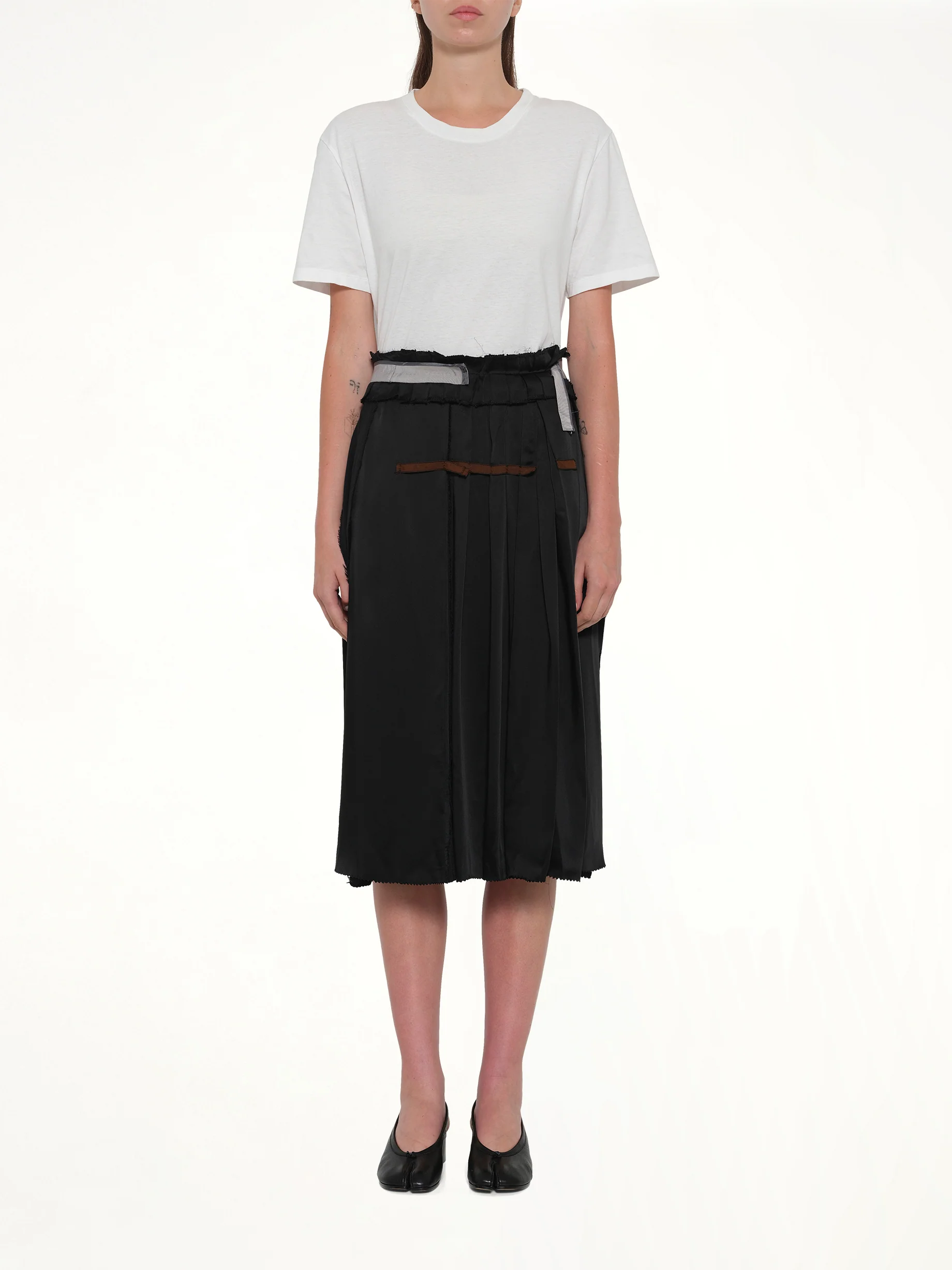 Layered Skirt in Black - Image 7