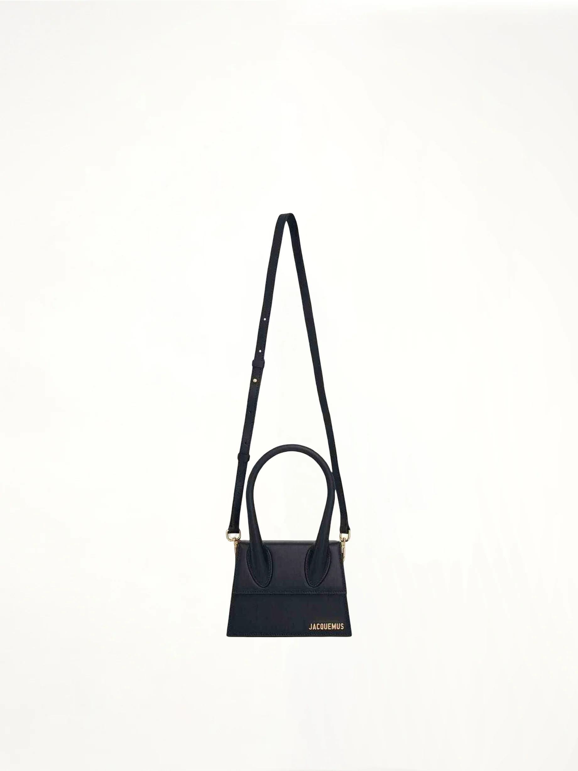 Le Chiquito Moyen Leather Bag in Black - Image 5