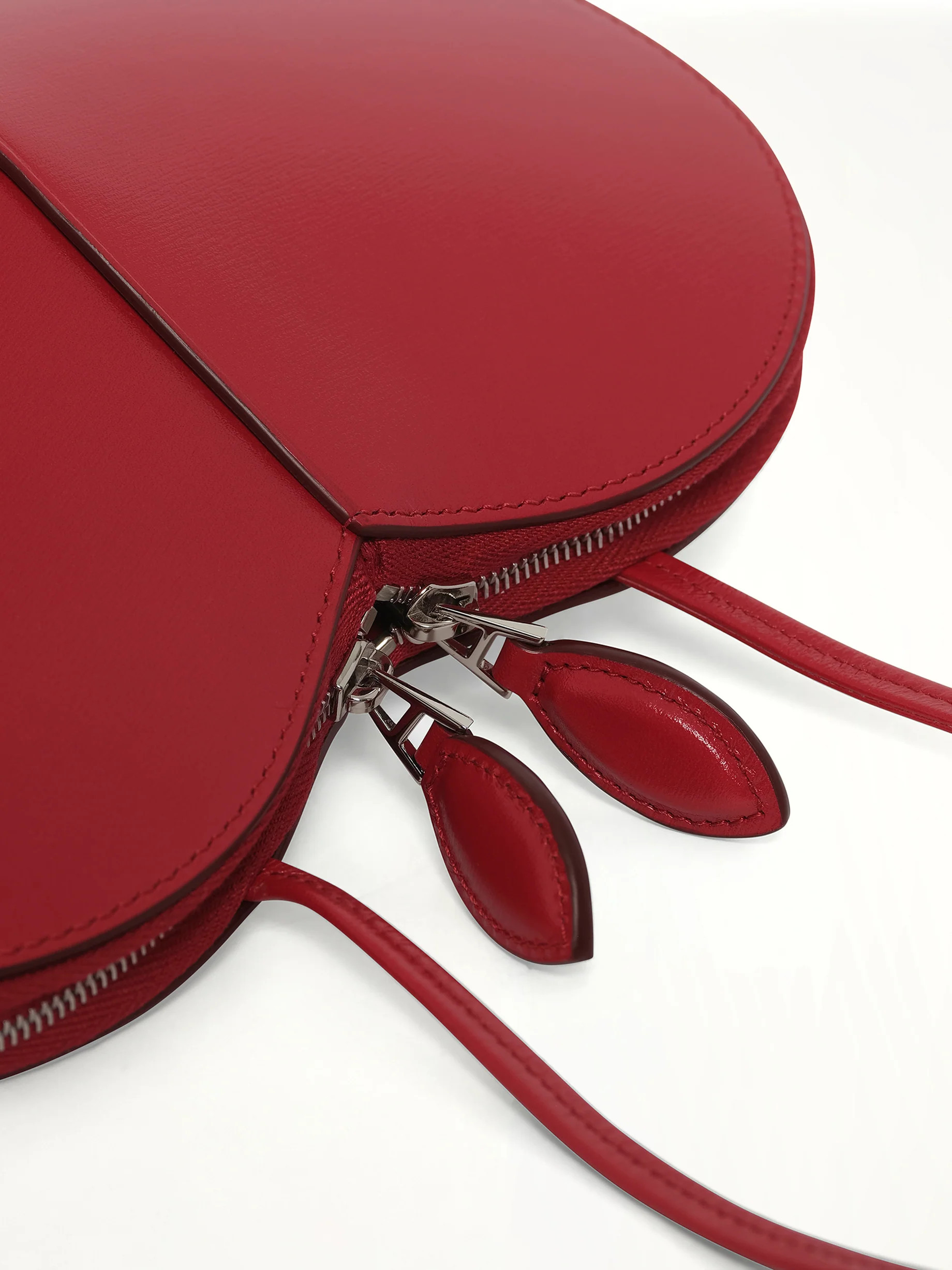 Le Coeur Bag in Laque - Image 8