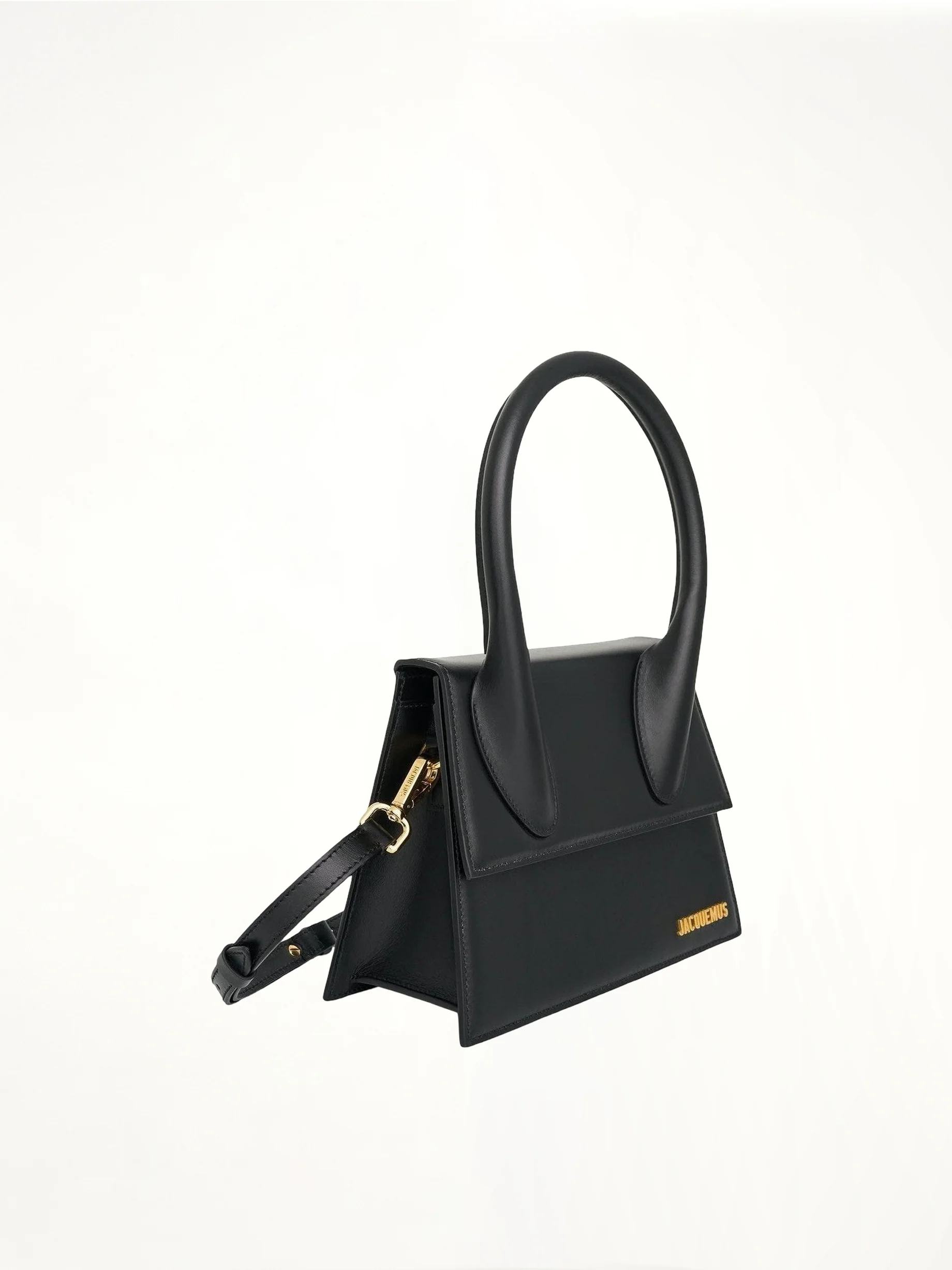 Le Grand Chiquito Leather Bag in Black - Image 3