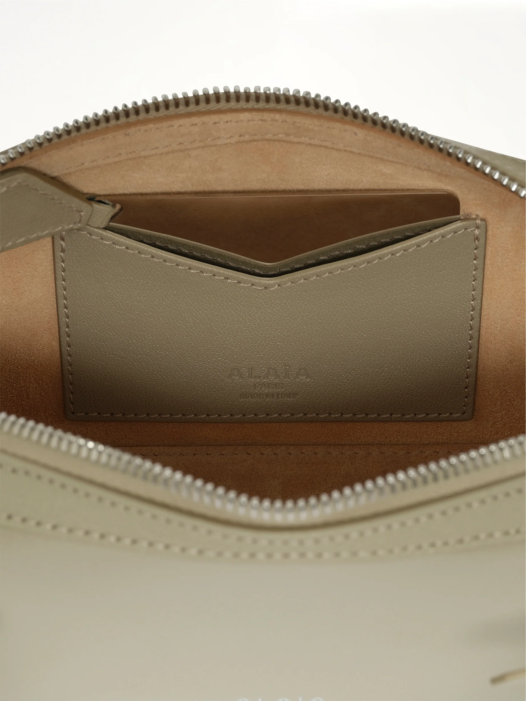 Le Teckel Small Bag in Beige - Image 8