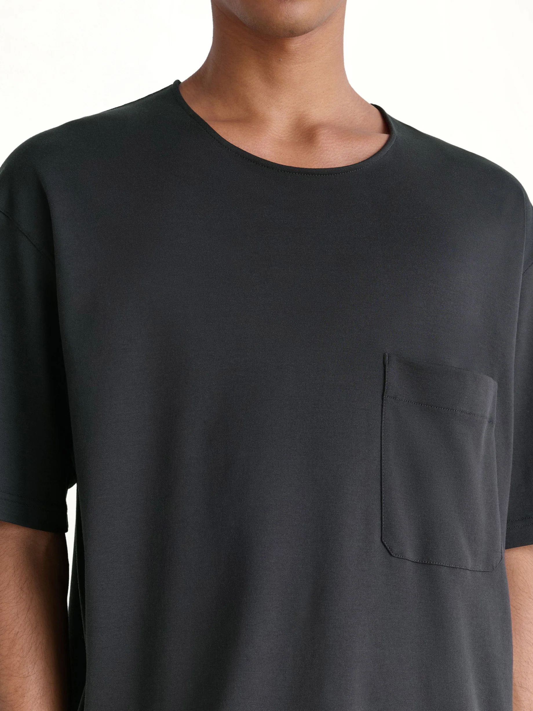 Relaxed Fit T-Shirt in Black - Image 6