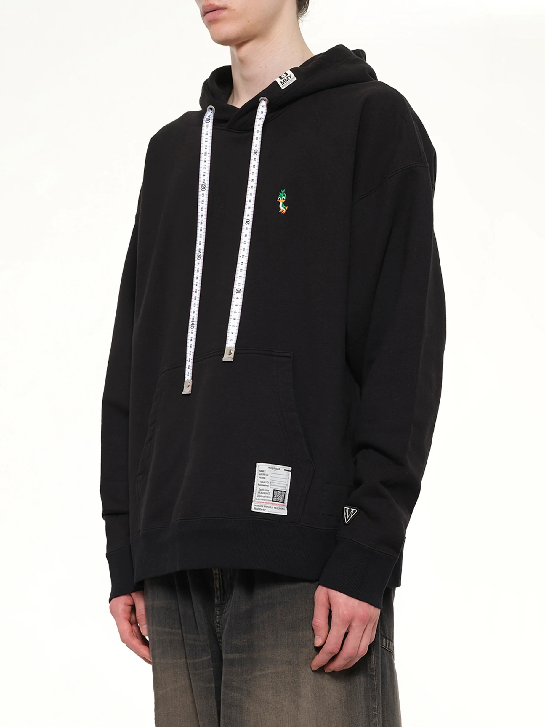 Leon Embroidery Hoodie in Black - Image 3