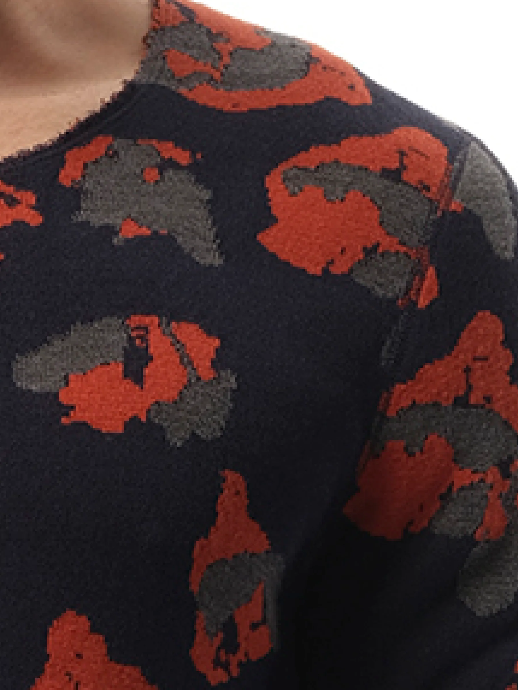 Leopard Jacq Raw Sweatshirter in Navy - Image 2