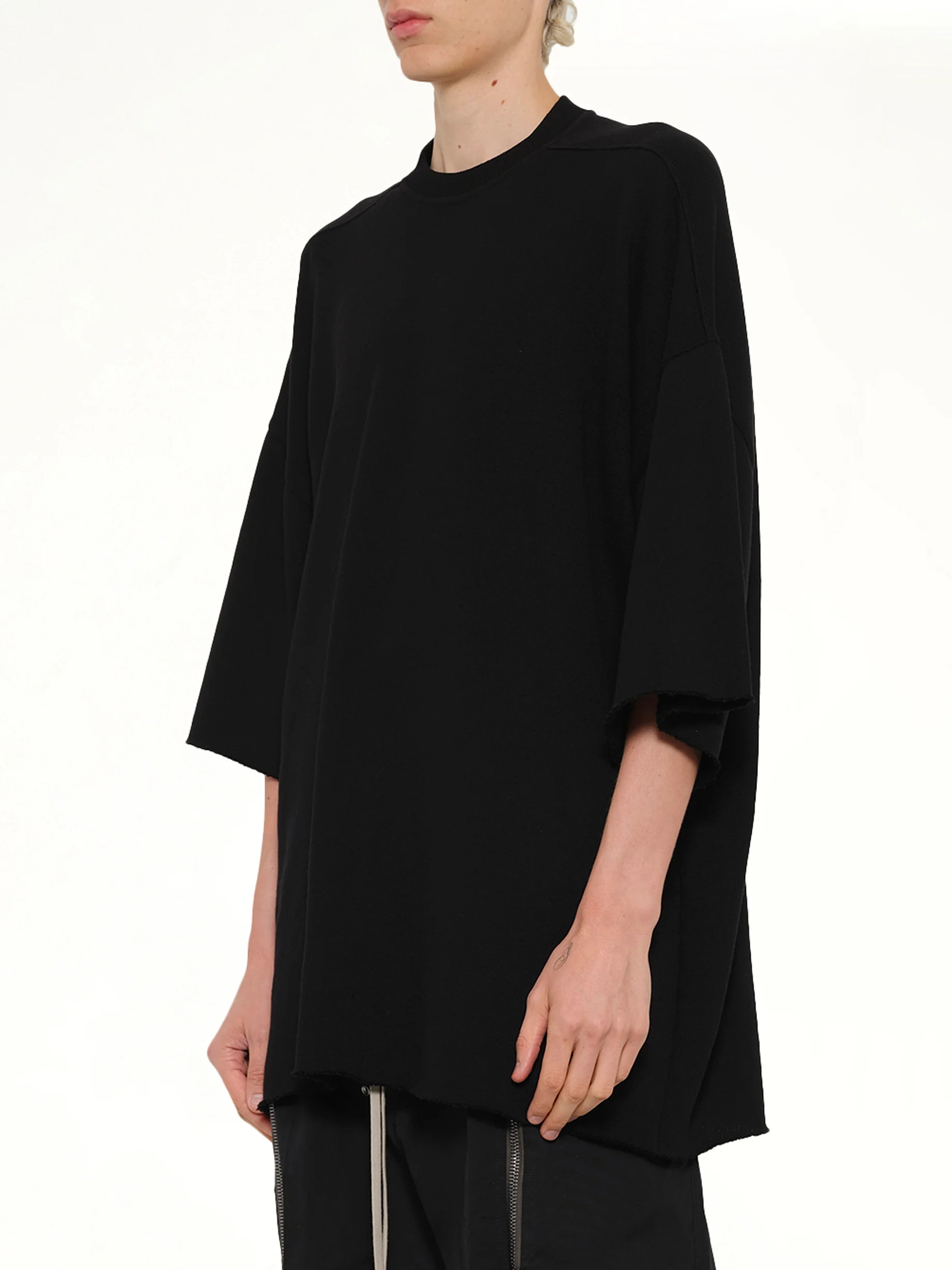 Light Tommy T-Shirt in Black - Image 3