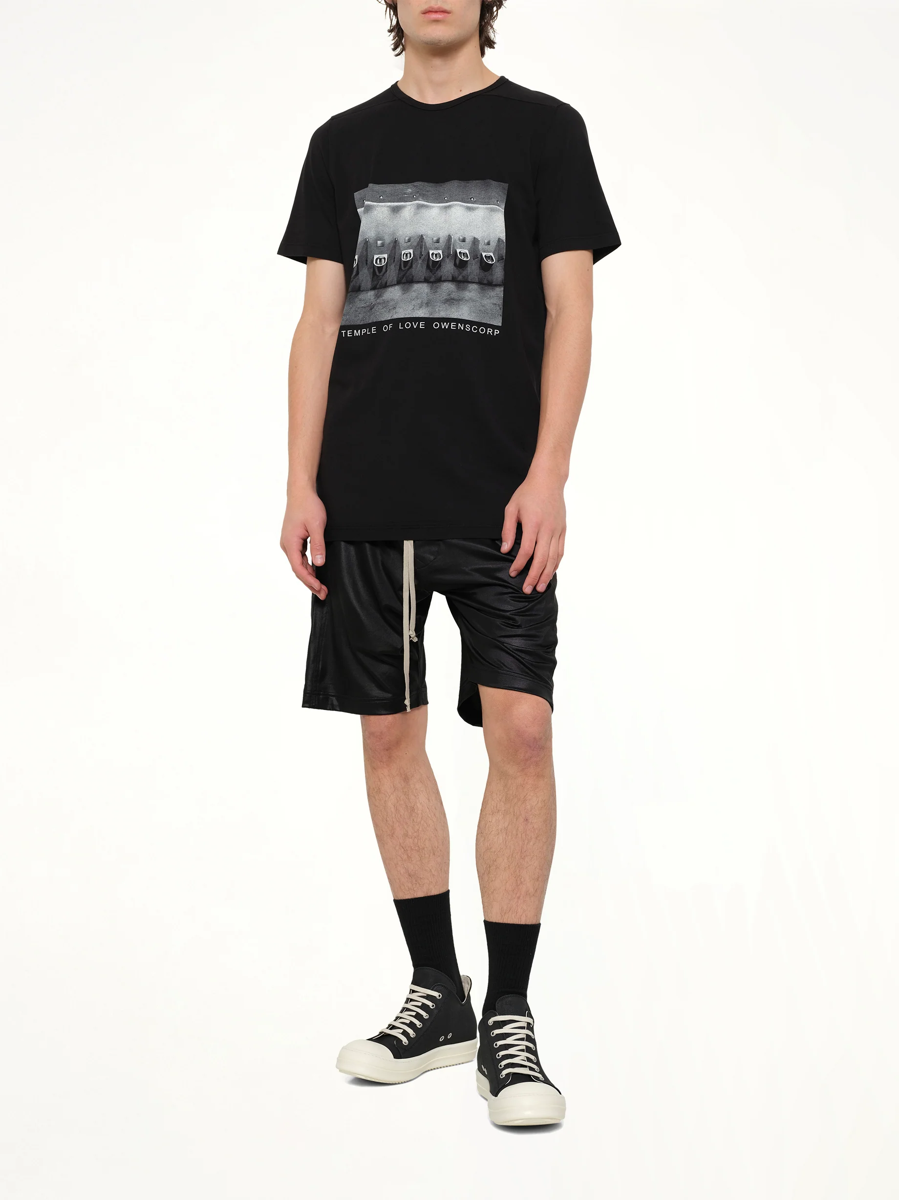 Light Wide Pusher Shorts in Black - Image 4