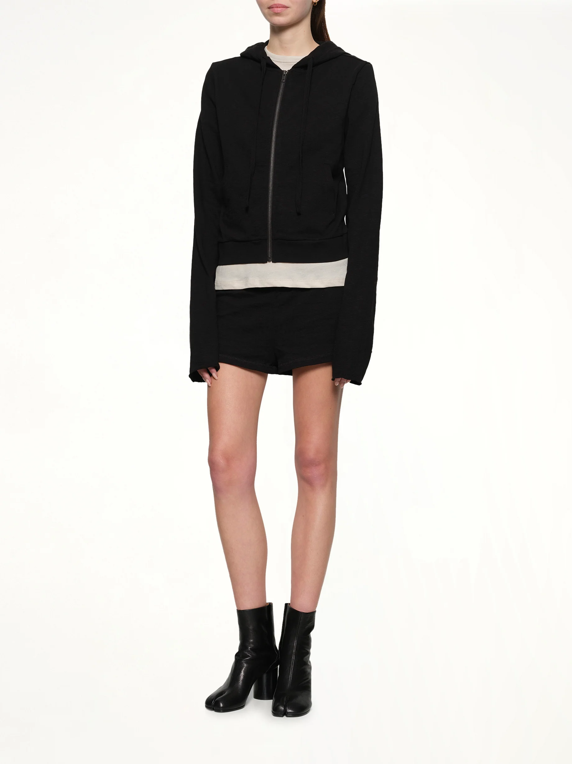 Lightweight Cropped Zip-Up Hoodie in Black - Image 4