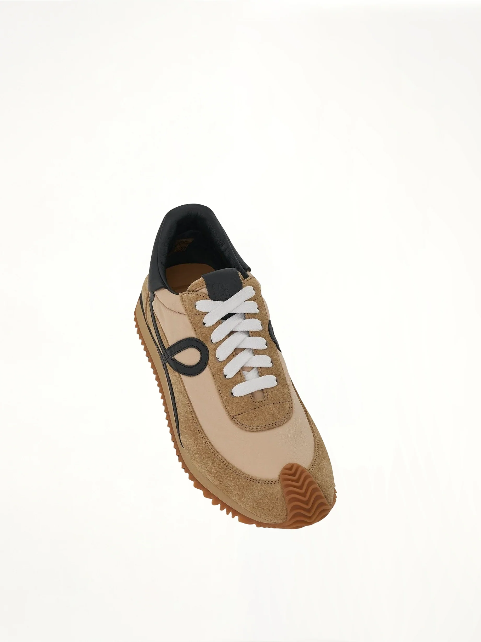 Loewe Flow Runner Sneaker in Gold - Image 4