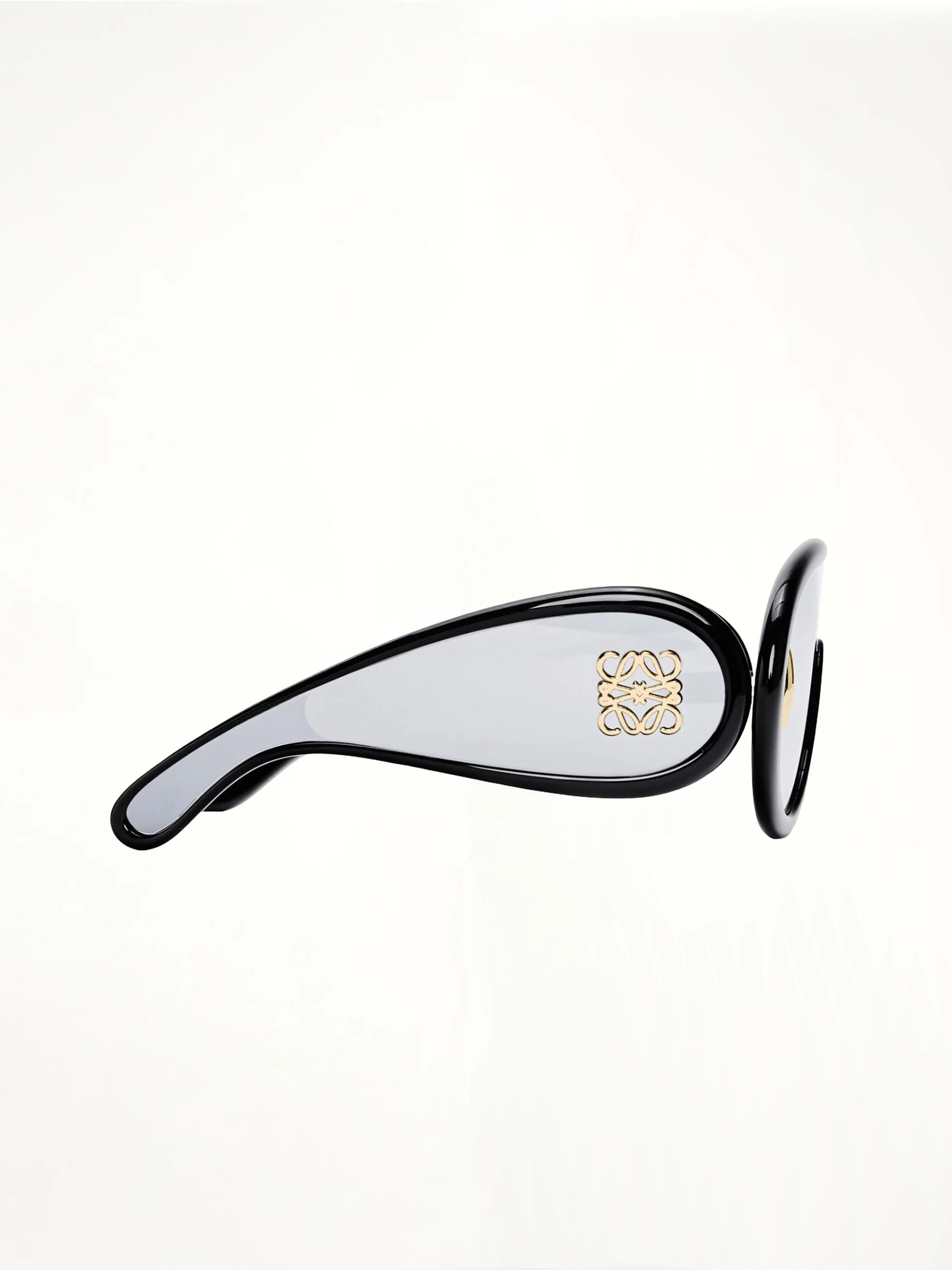 Loewe LW40131I 0001C Injected Sunglasses in Black - Image 2