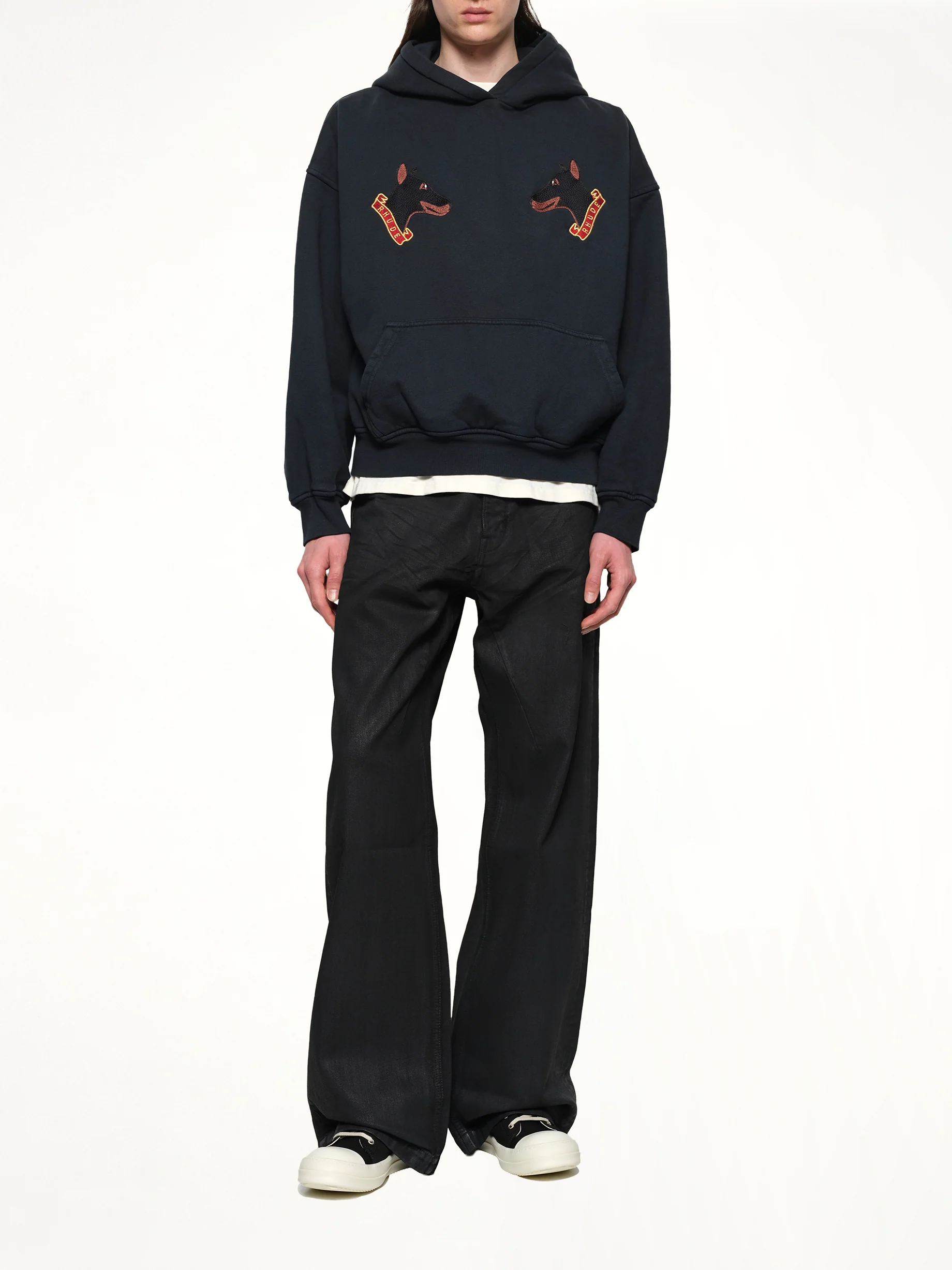 London Hound Hoodie in Vintage Black - Image 3