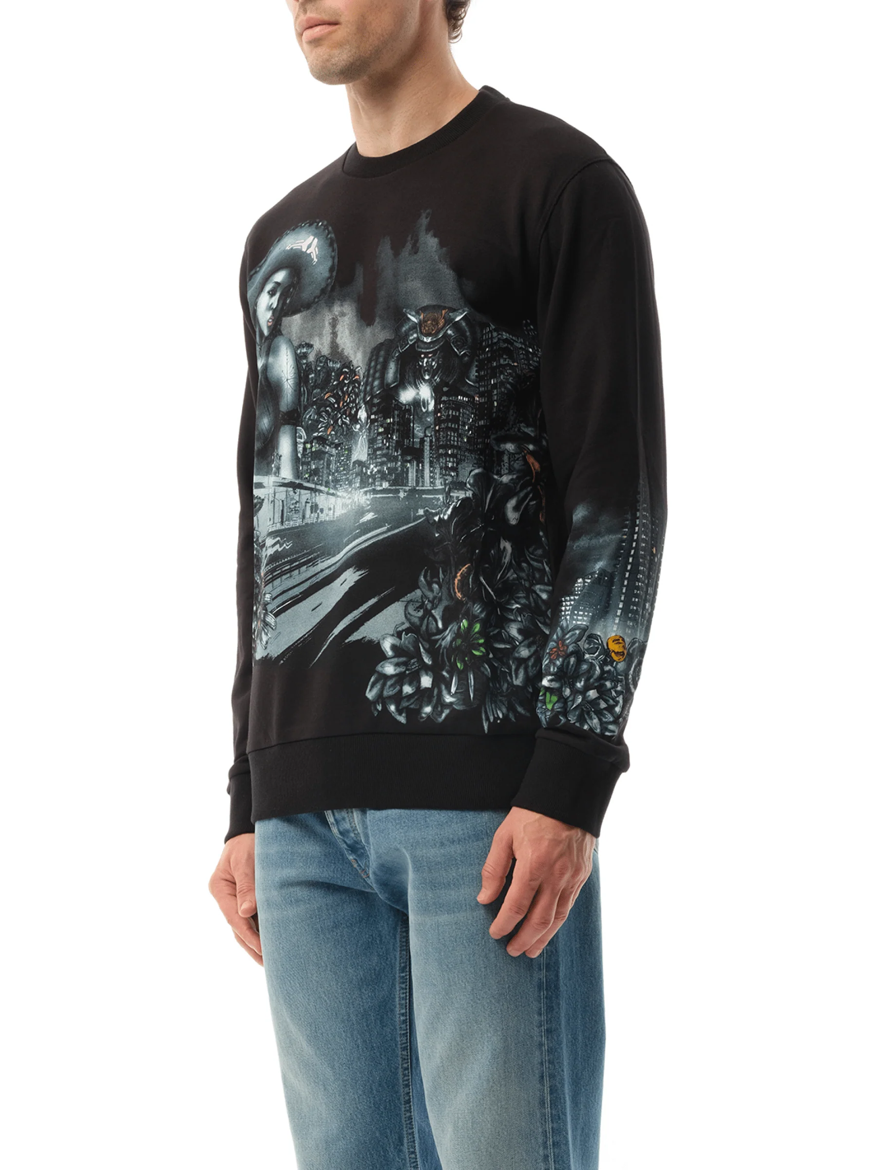 Lonely Sweatshirt in Black - Image 5