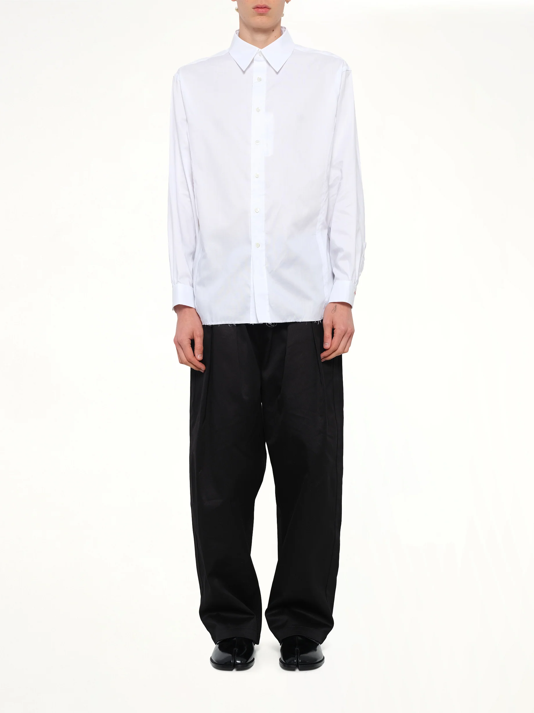 Long-sleeved Frayed Hem Shirt in White - Image 7