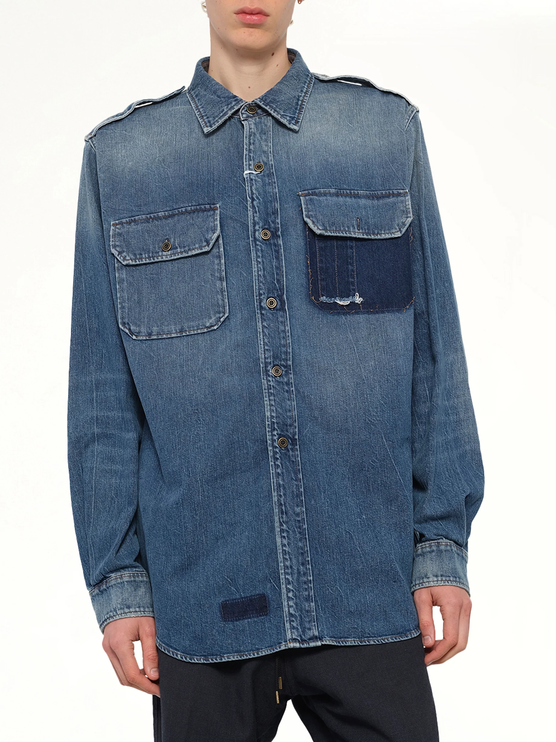 Long-sleeved Shirt in Vintage Medium Blue - Image 6