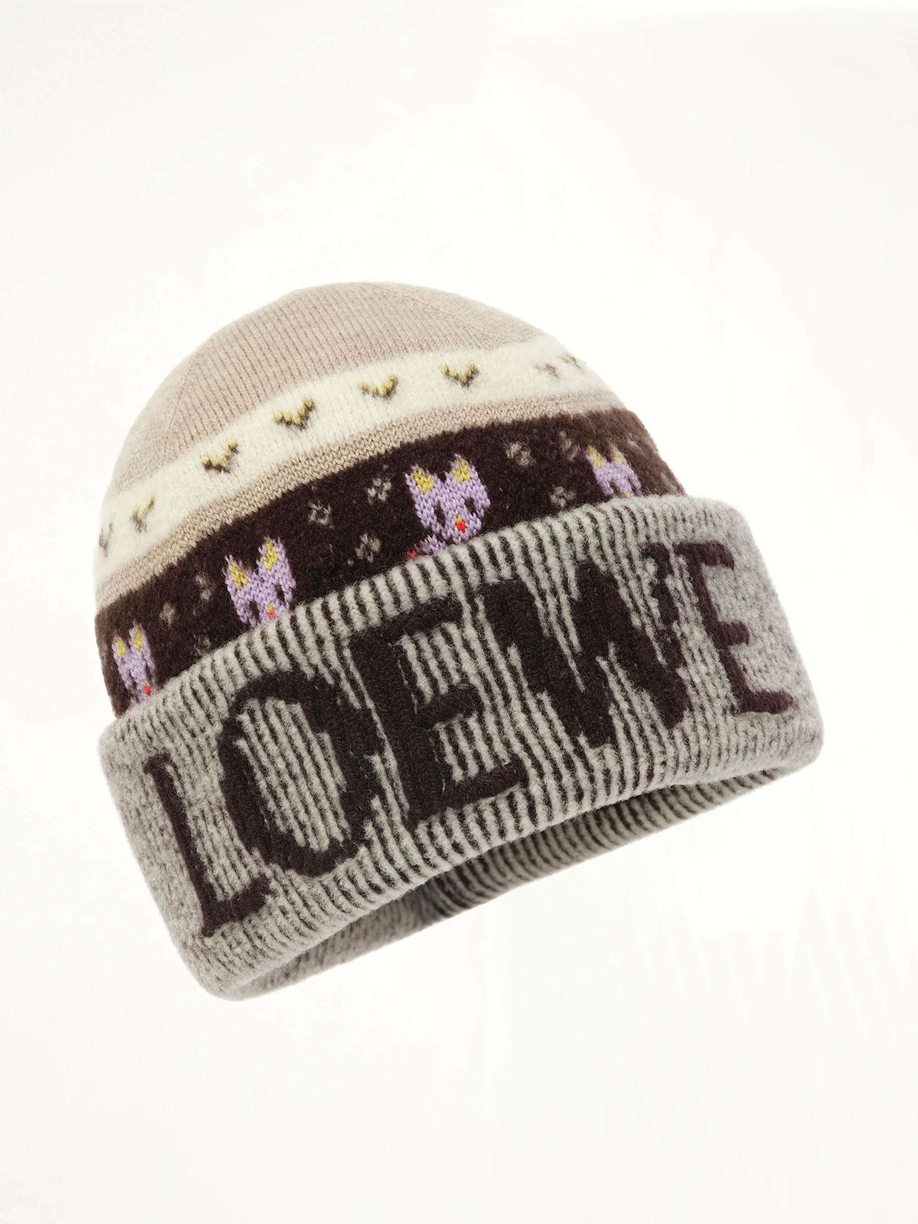 Louis Wain Beanie in Beige/Multicolour - Image 3