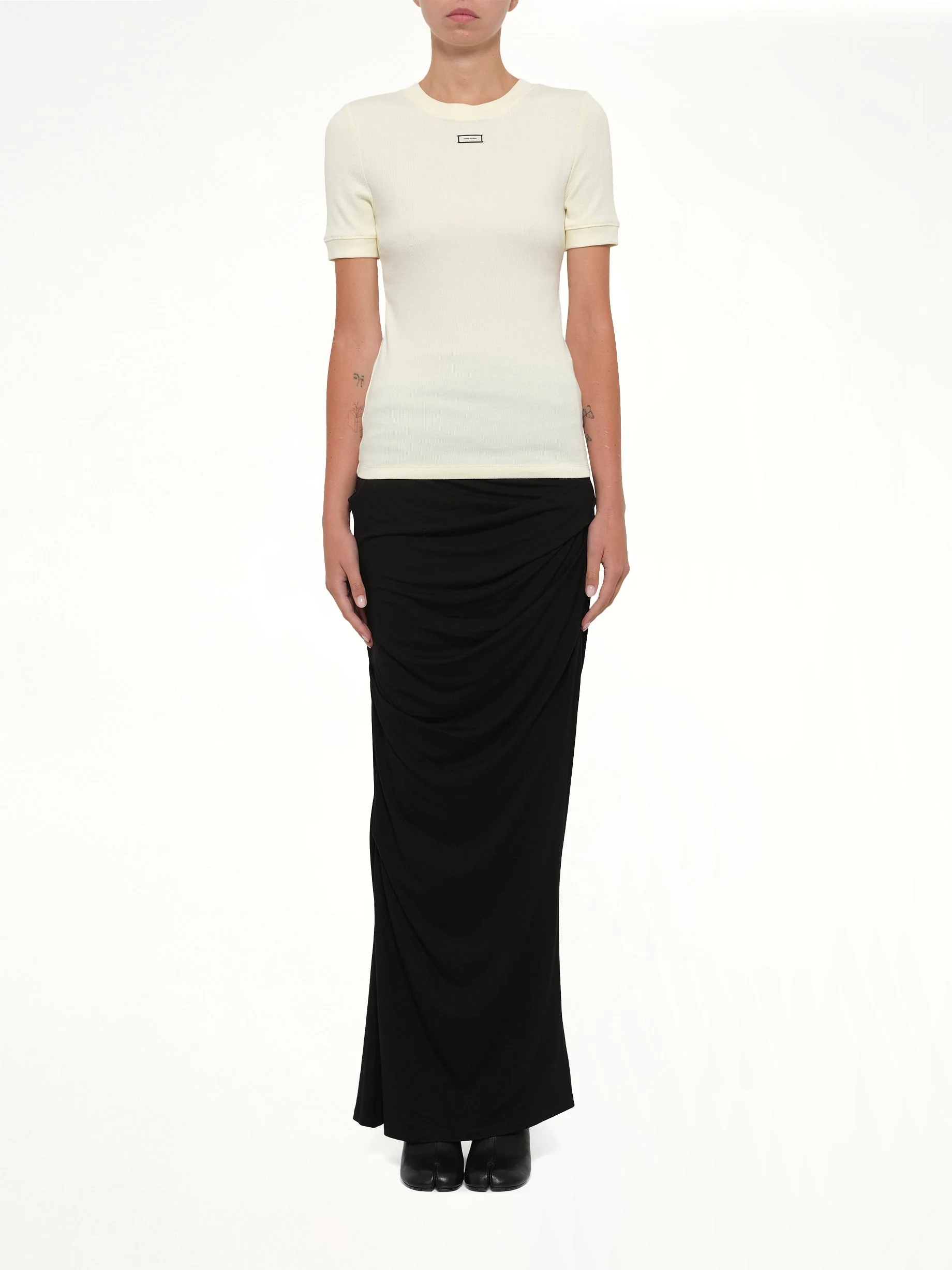 Lounge T-Shirt in Pollen - Image 7