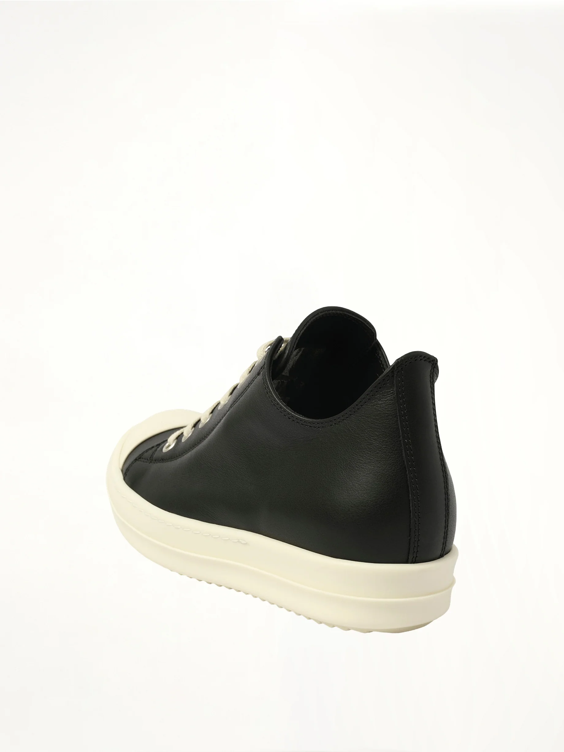 Low Sneaks in Black - Image 3