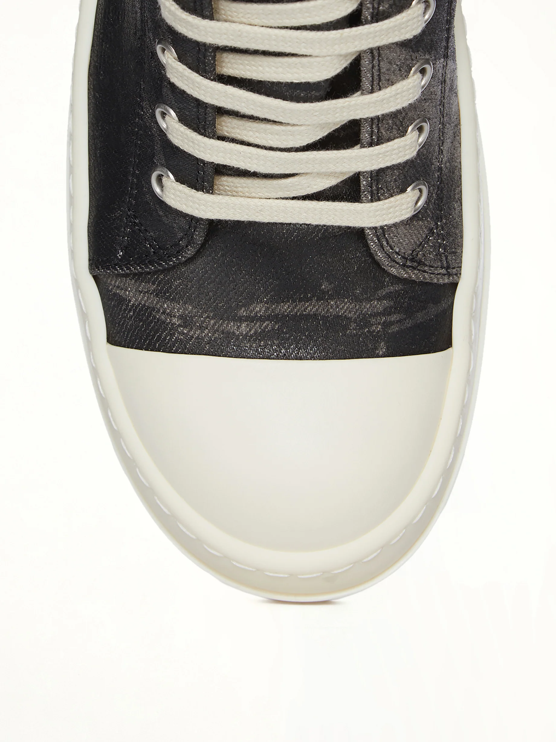 Low Sneaks in Black Washed - Image 6