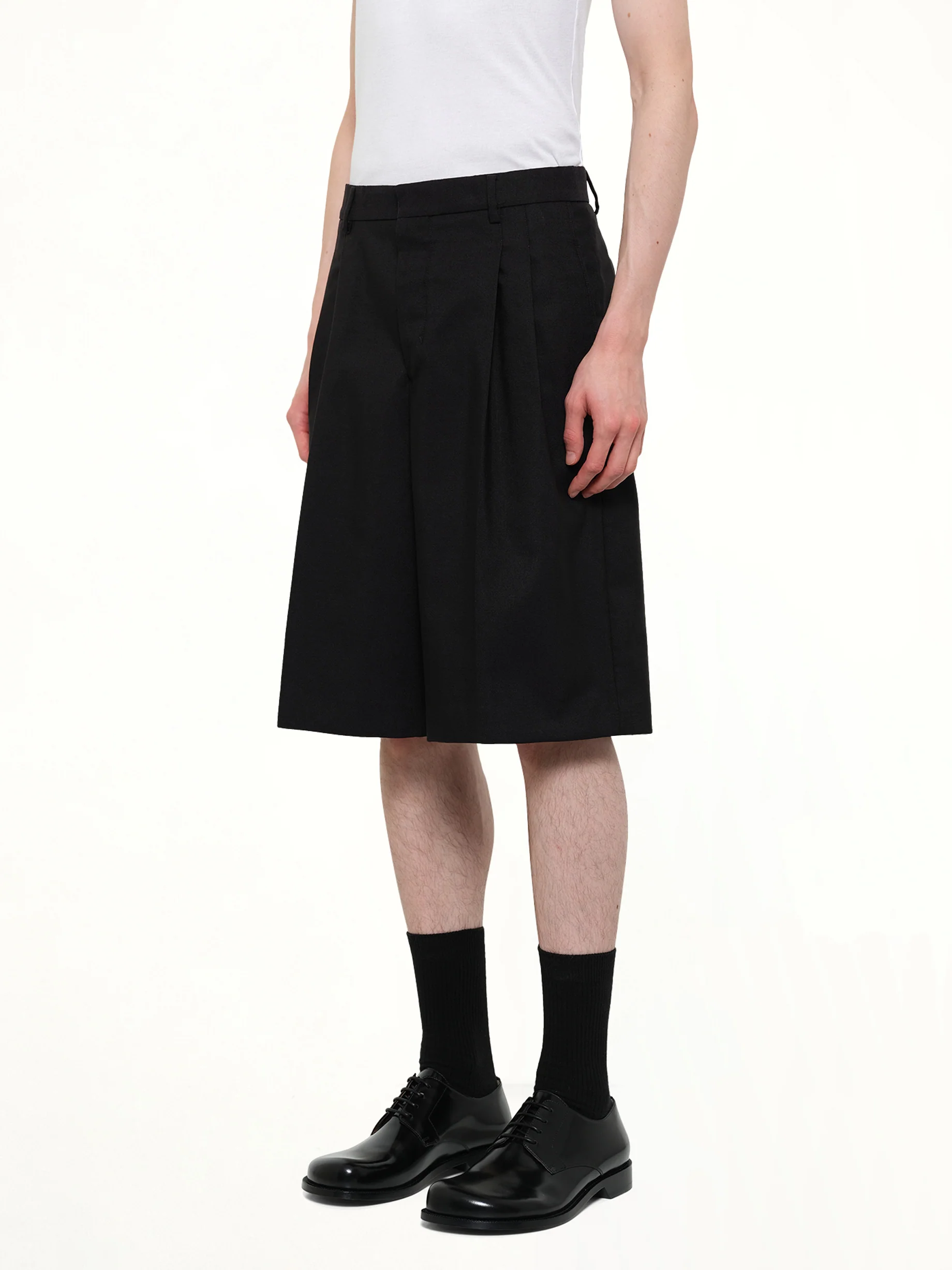 Low Waist Wide Bermuda Shorts in Black - Image 3