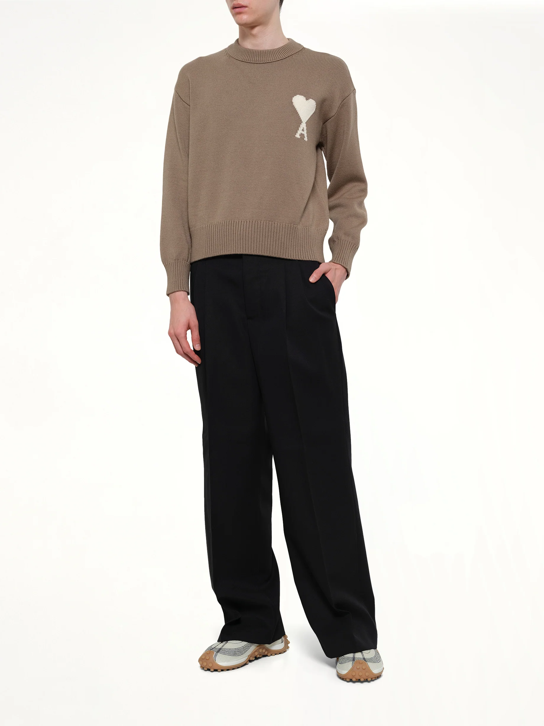 Low Waist Wide Trouser in Black - Image 4