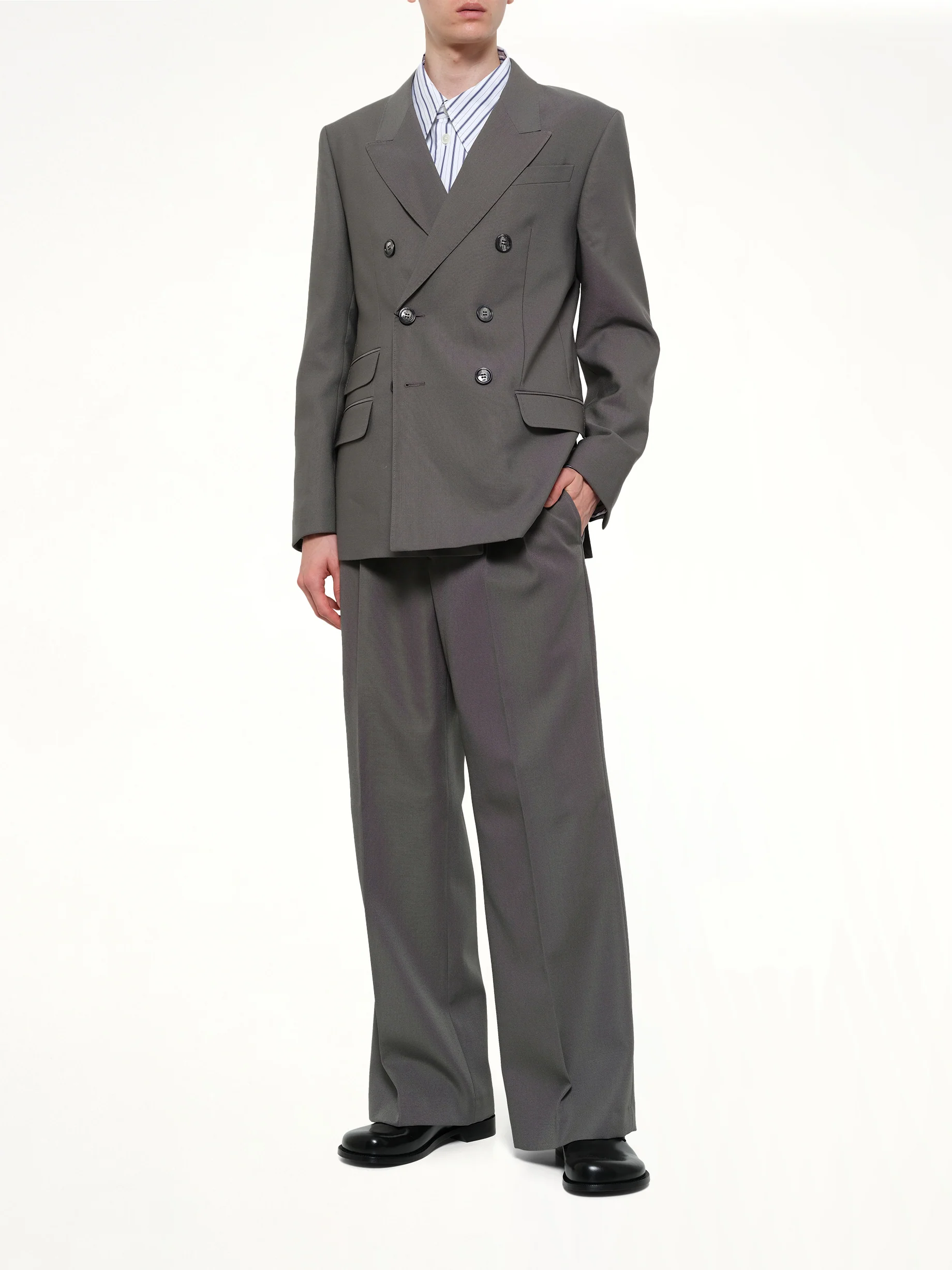 Low Waist Wide Trouser in Carbon - Image 4