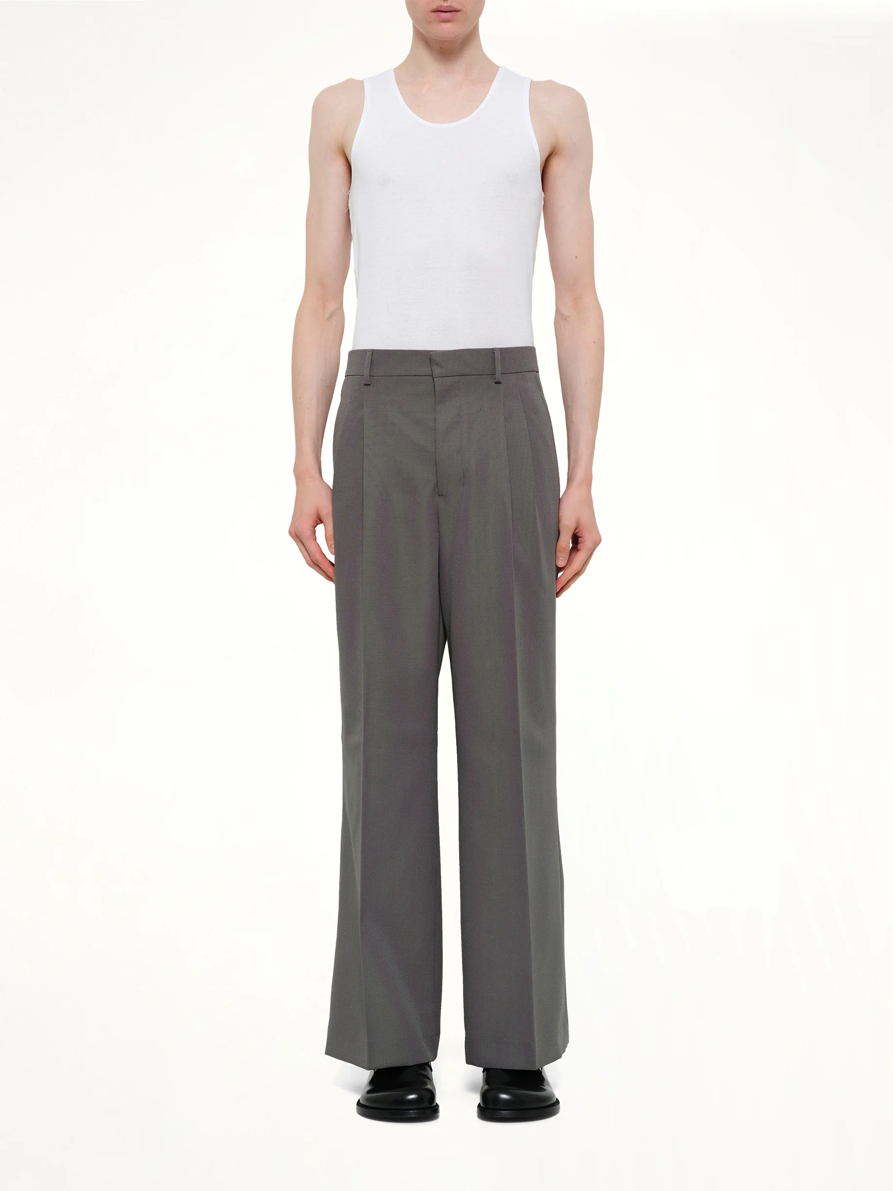 Low Waist Wide Trouser in Carbon - Image 7