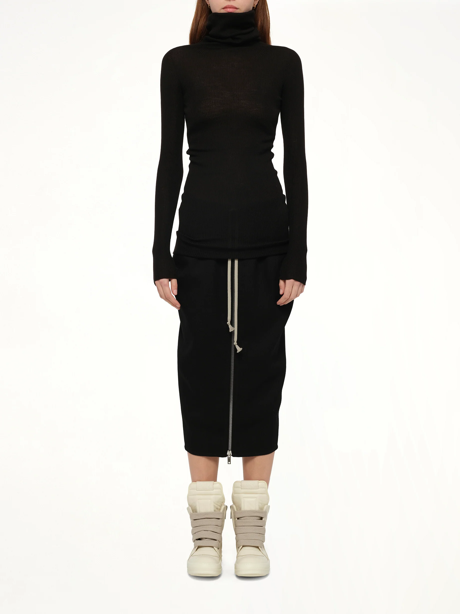 L/S Tube Sweater in Black - Image 7