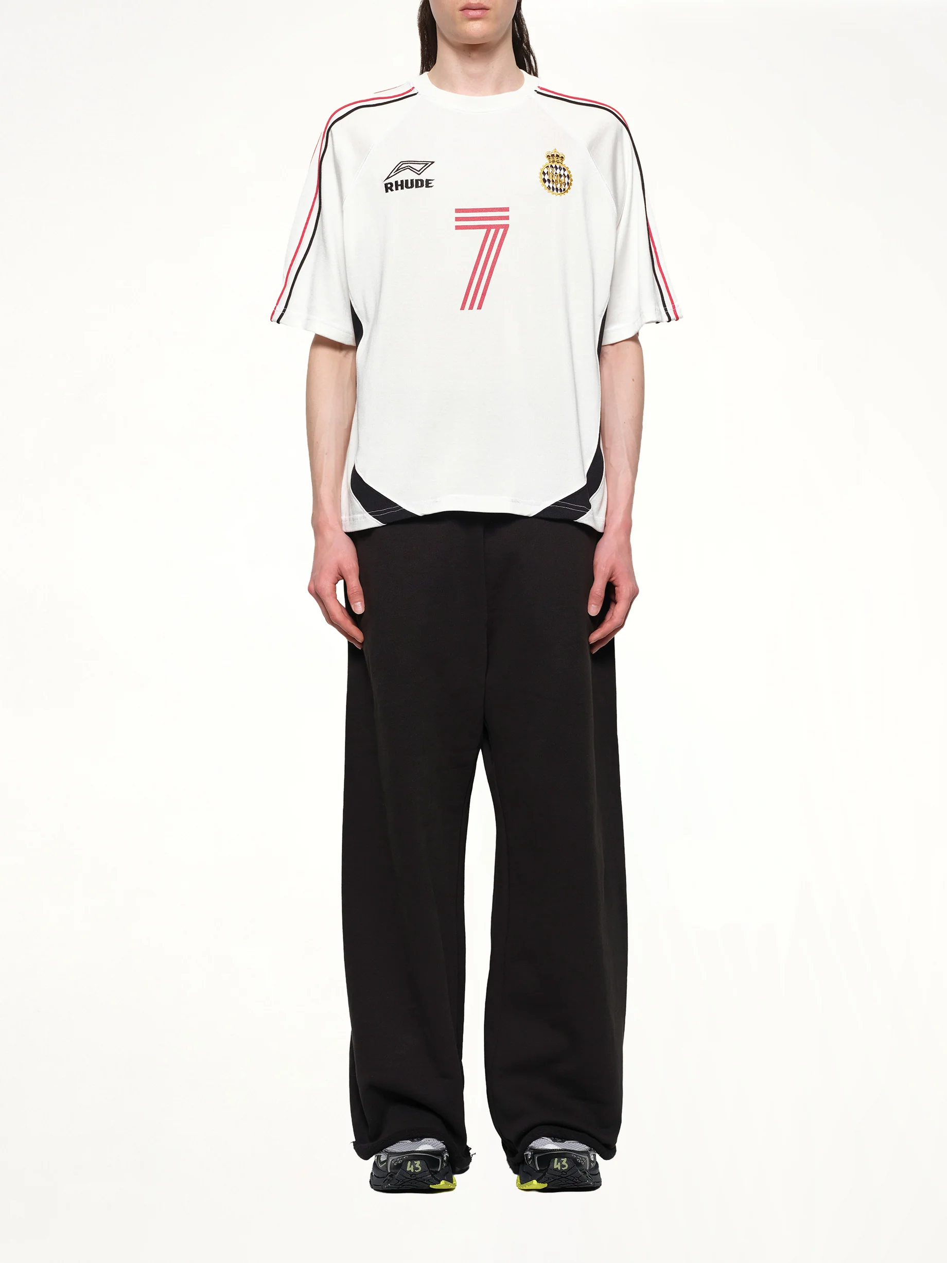 Lundun Soccer Jersey in White/Black/Red - Image 7