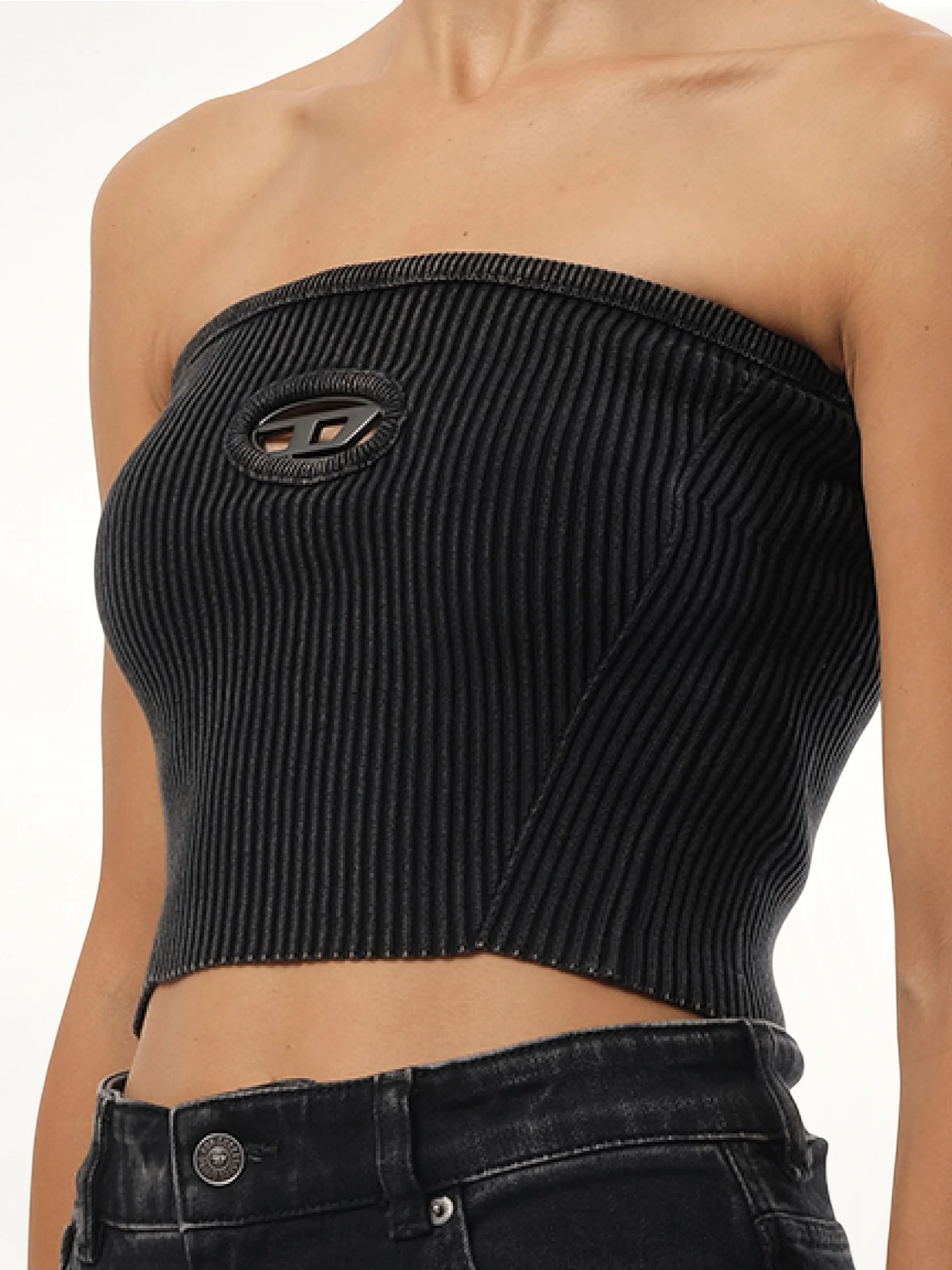 M-Clarksvillex Cropped Top in Black - Image 3