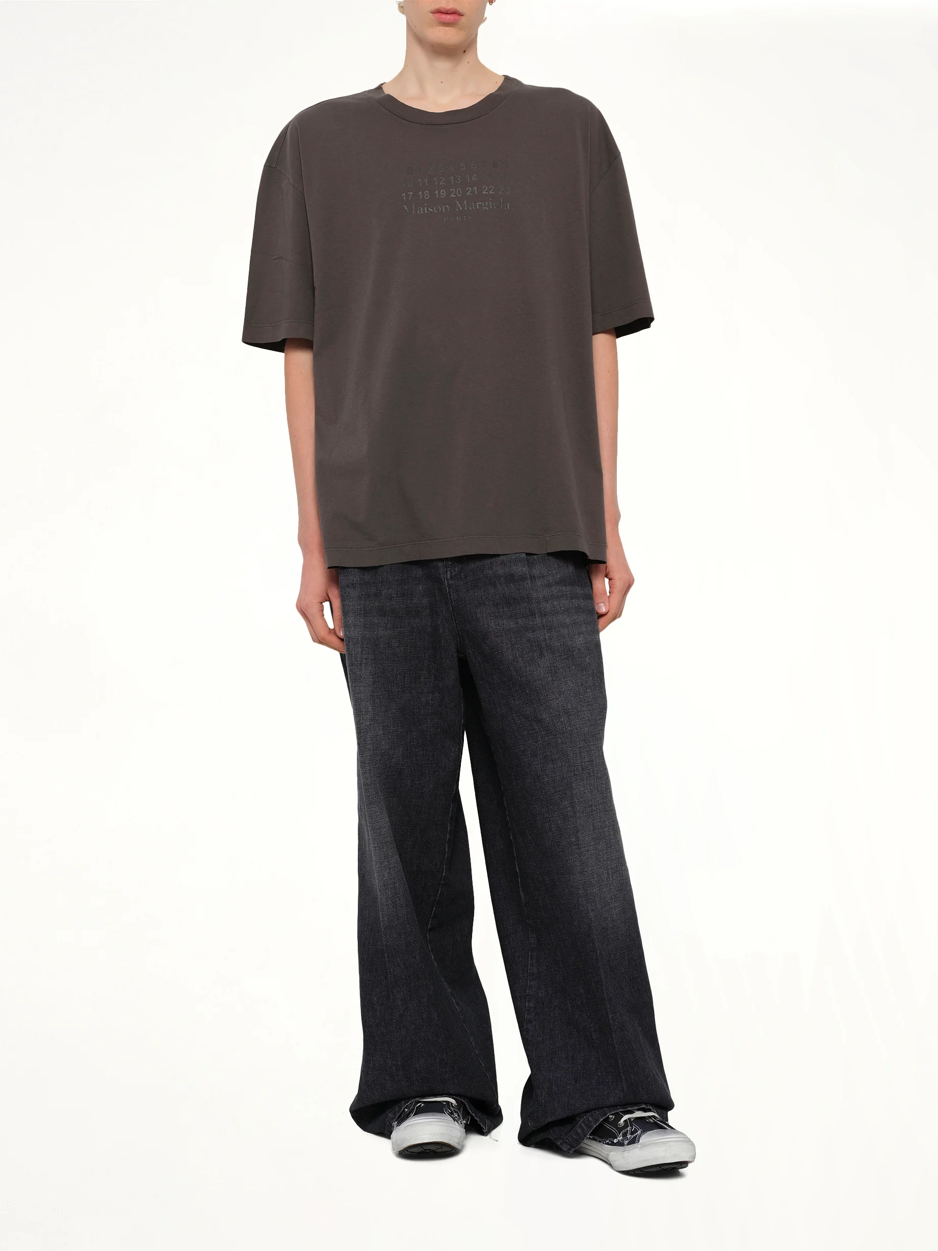 Maison Margiela Logo T-Shirt in Mink - Image 4
