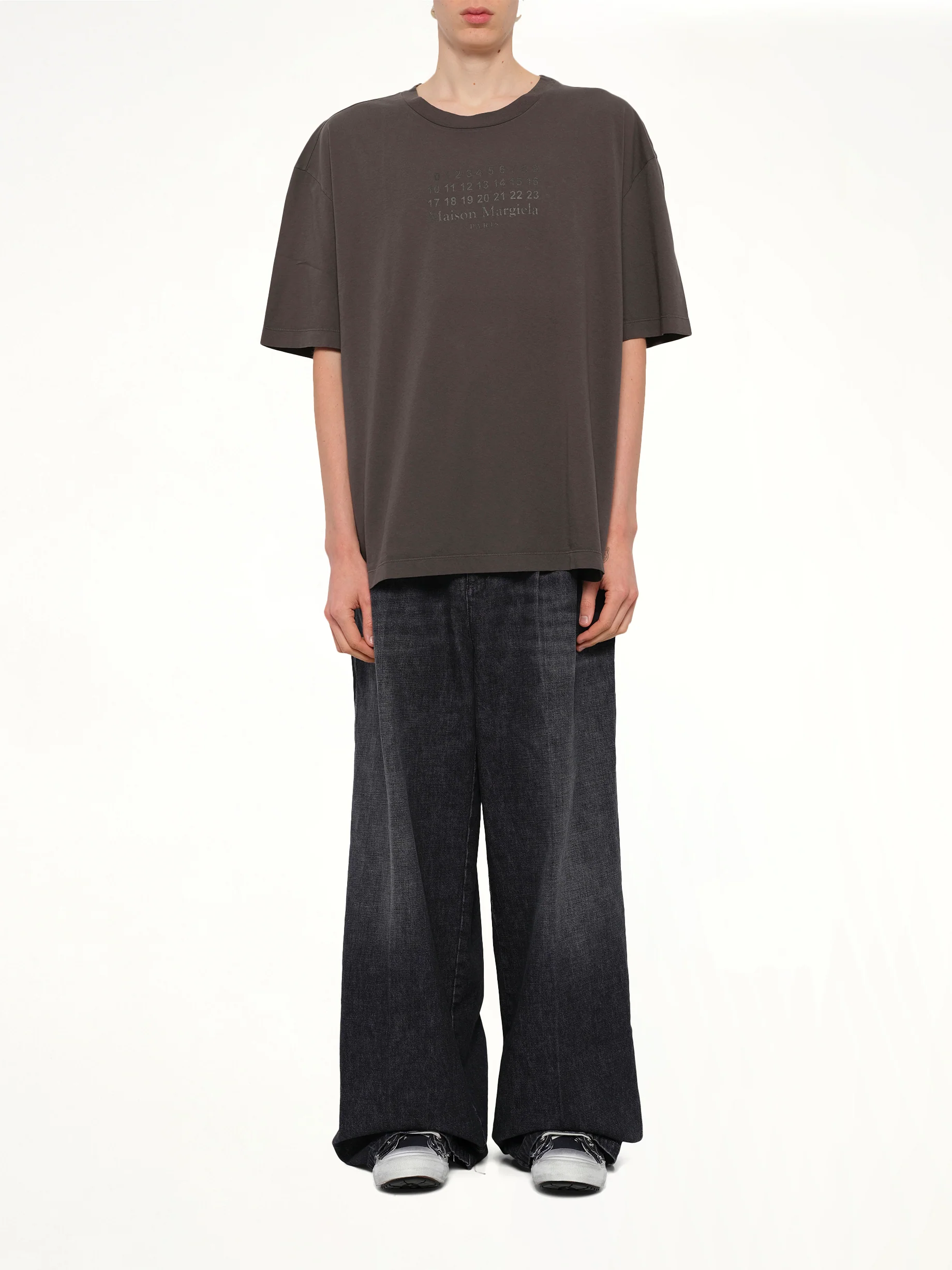 Maison Margiela Logo T-Shirt in Mink - Image 7