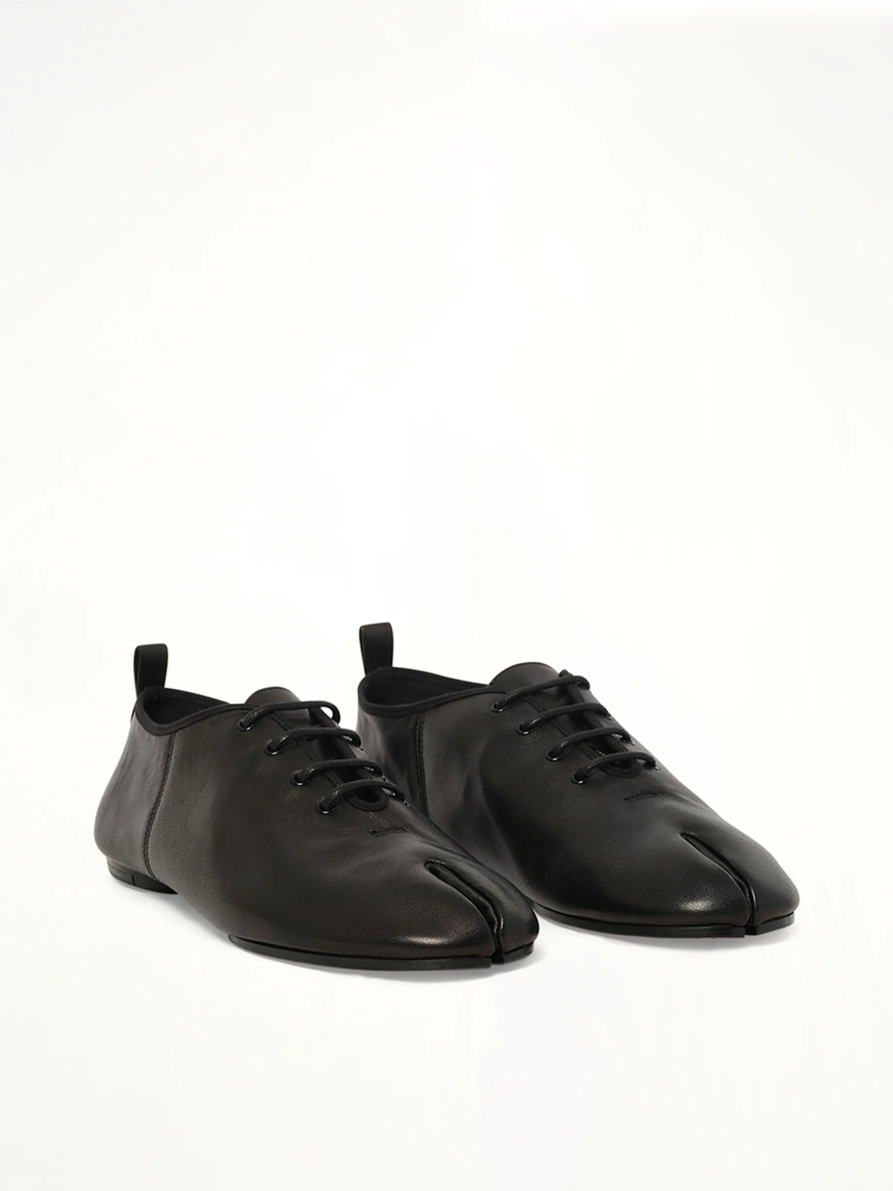 Tabi Jazz Lace-up Derby in Black - Image 2
