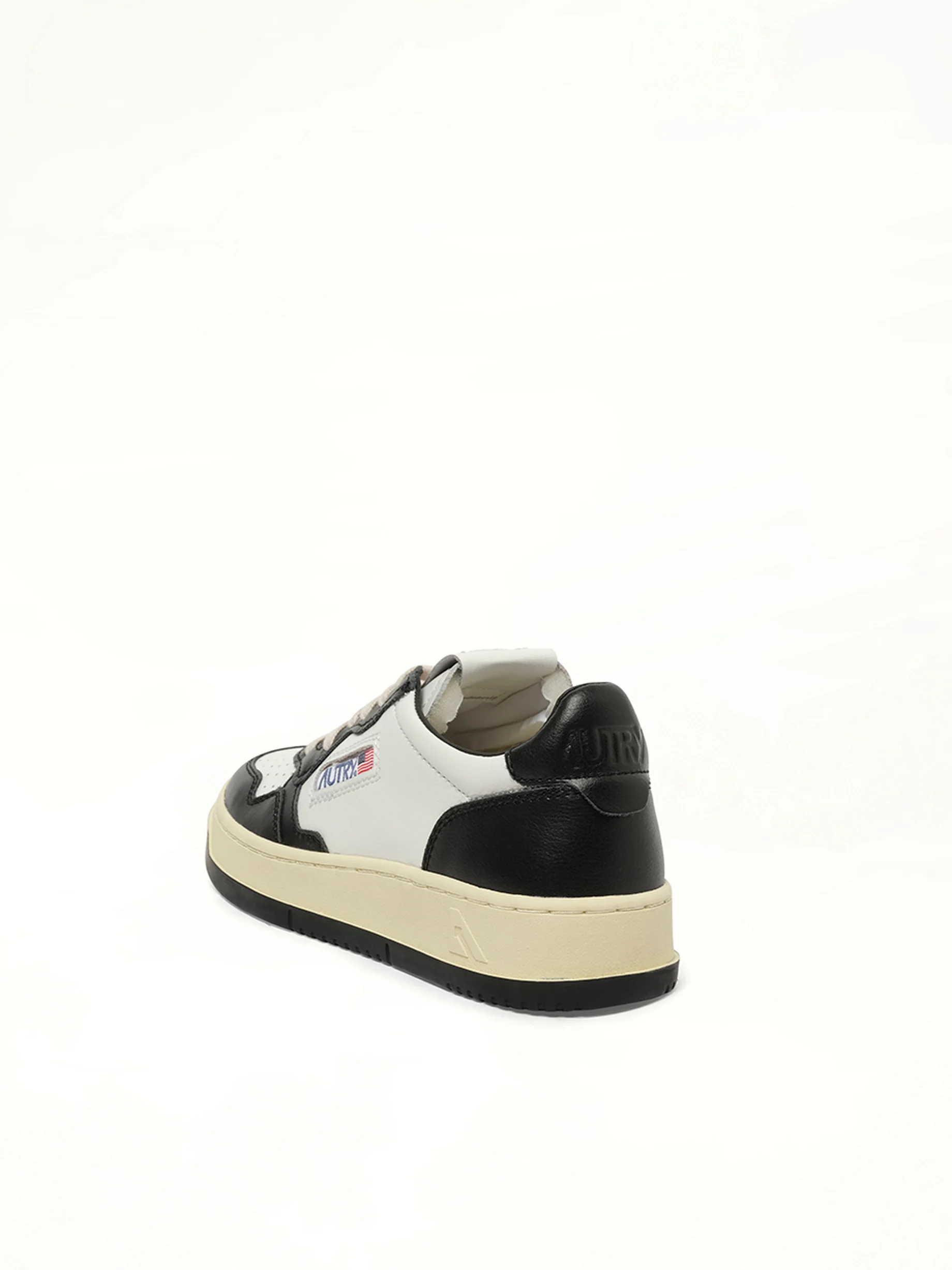 Medalist Low Bicolour Sneakers in White/Black - Image 4